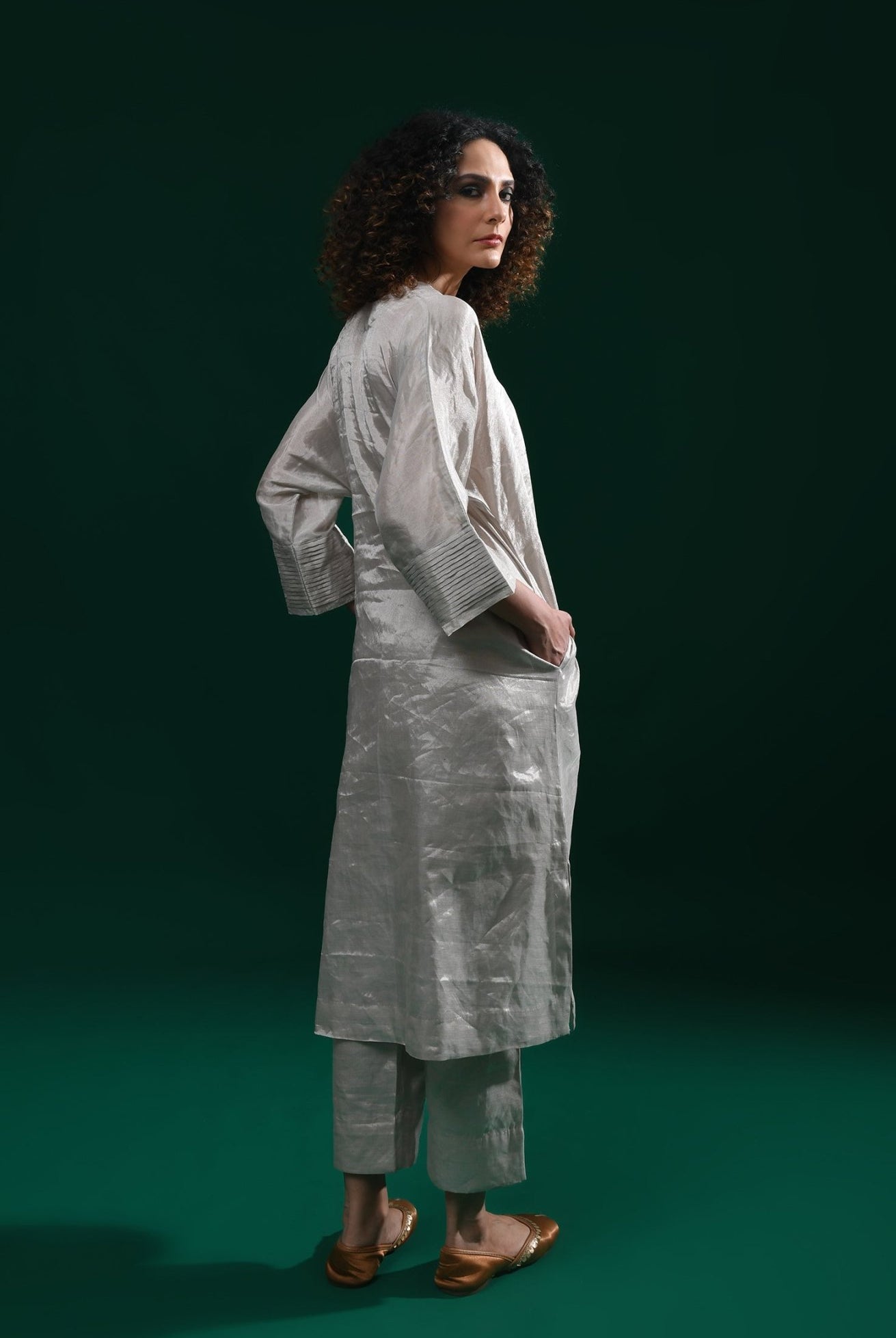 Tissue Kaftan Co - Ord with Pleated Cuff (Set of 2) - Silver - CiceroniKurta Set, Festive WearHiranya