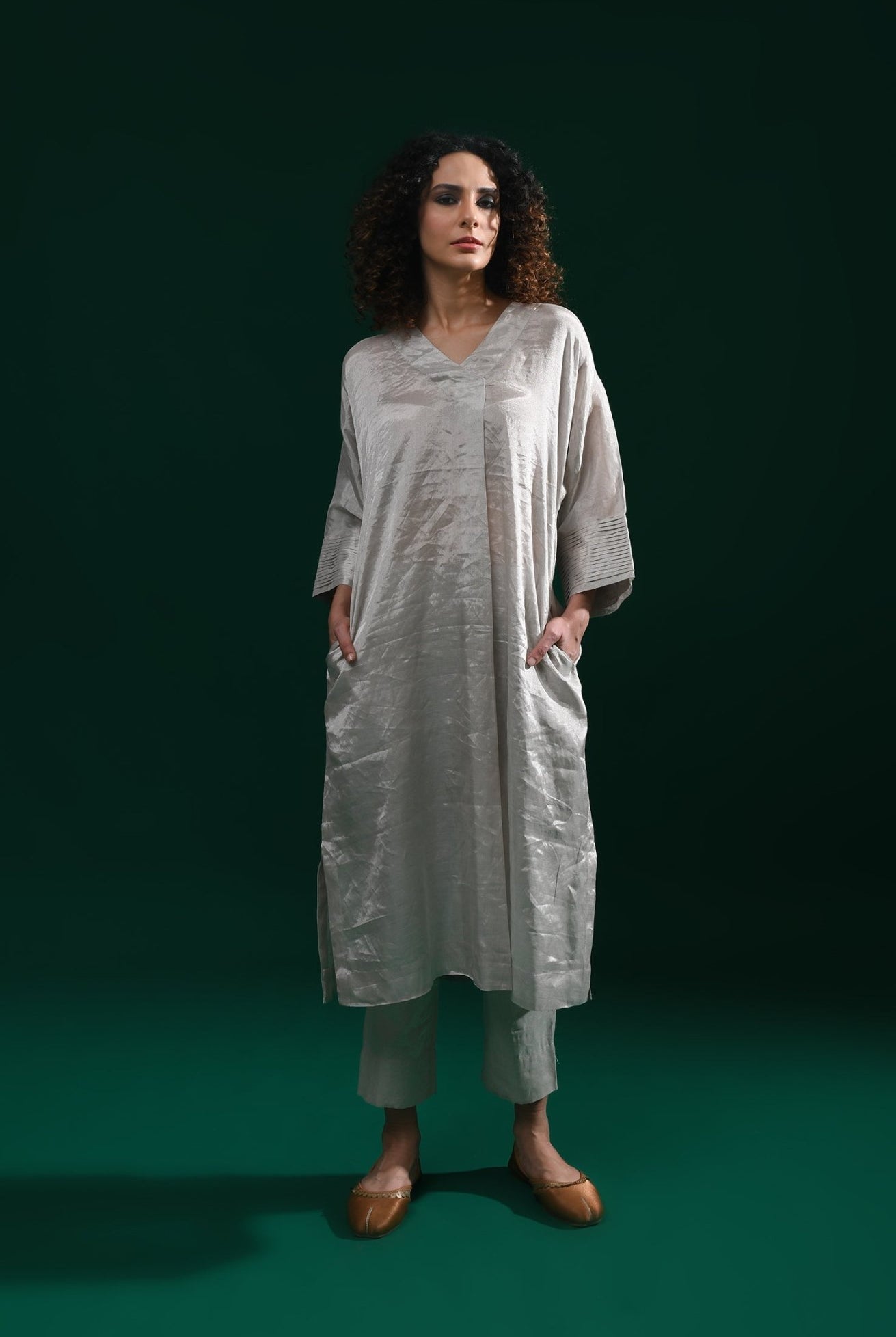 Tissue Kaftan Co - Ord with Pleated Cuff (Set of 2) - Silver - CiceroniKurta Set, Festive WearHiranya