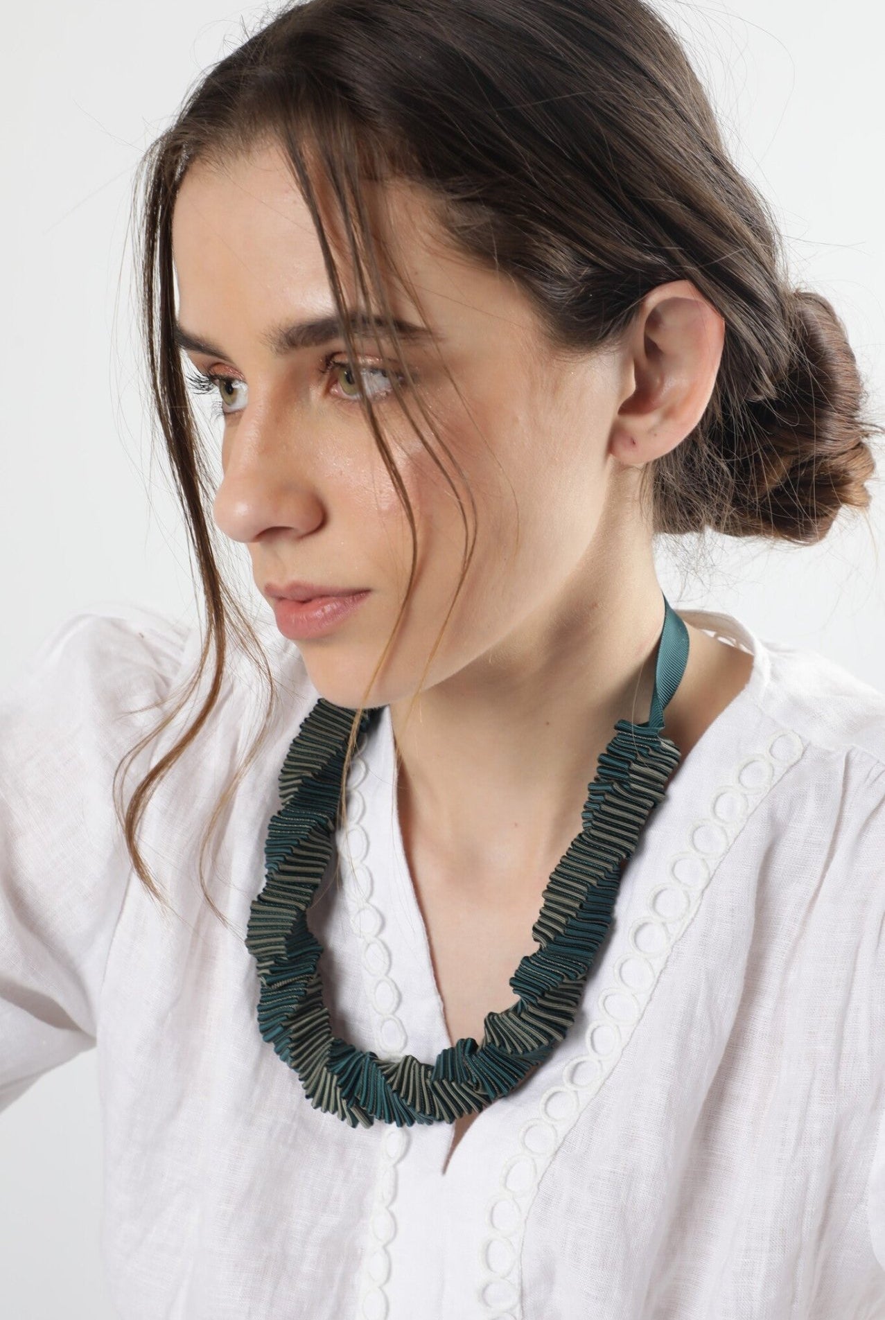 Tred Necklace - CiceroniNecklaceMerald Curio
