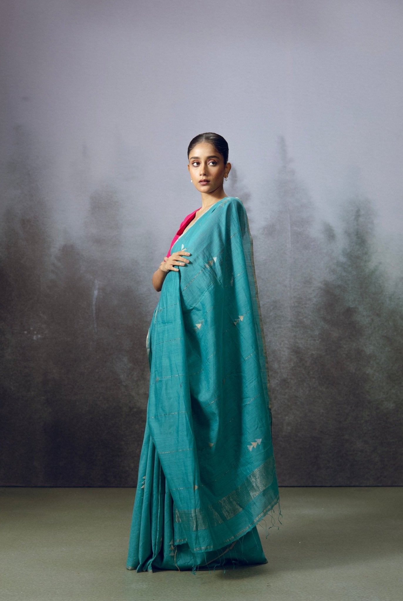 Trina Saree - CiceroniSareeGulmohar Calcutta