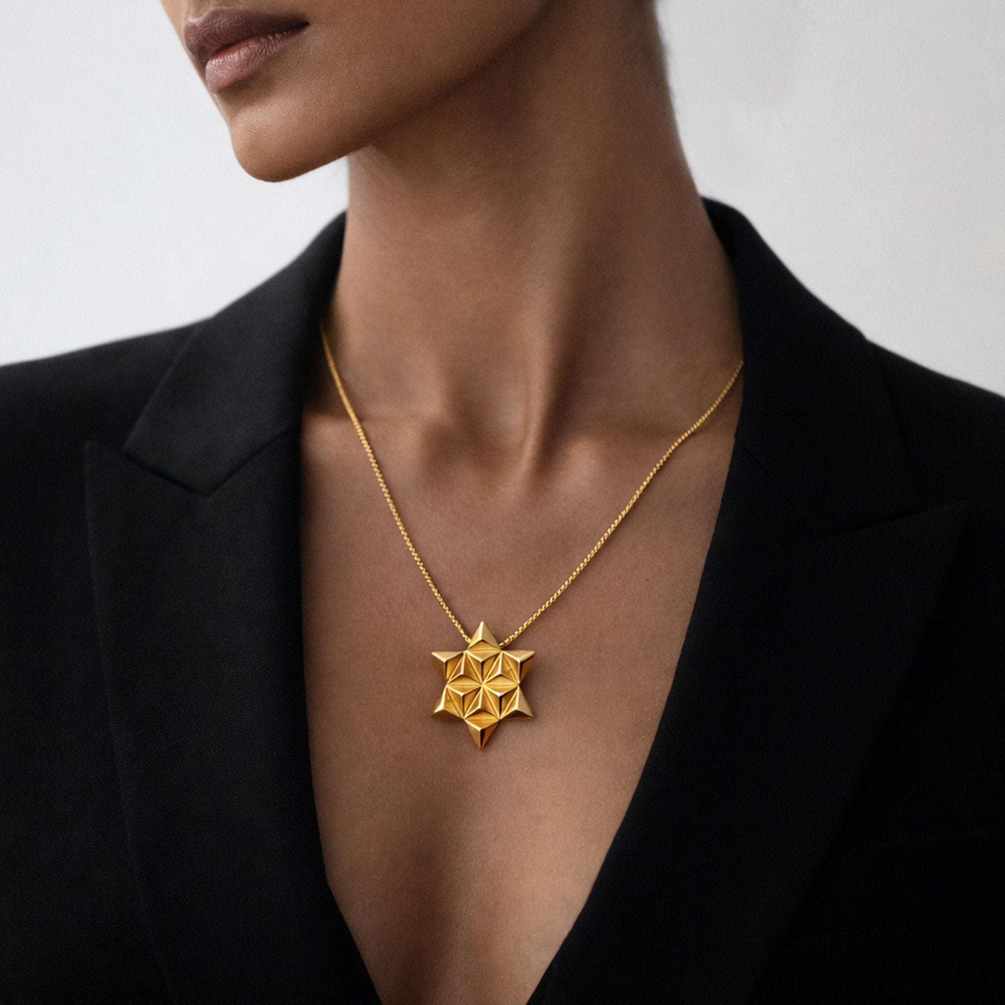 Trine Pendant and Chain - CiceroniNeckpieceNO.NA.MÈ