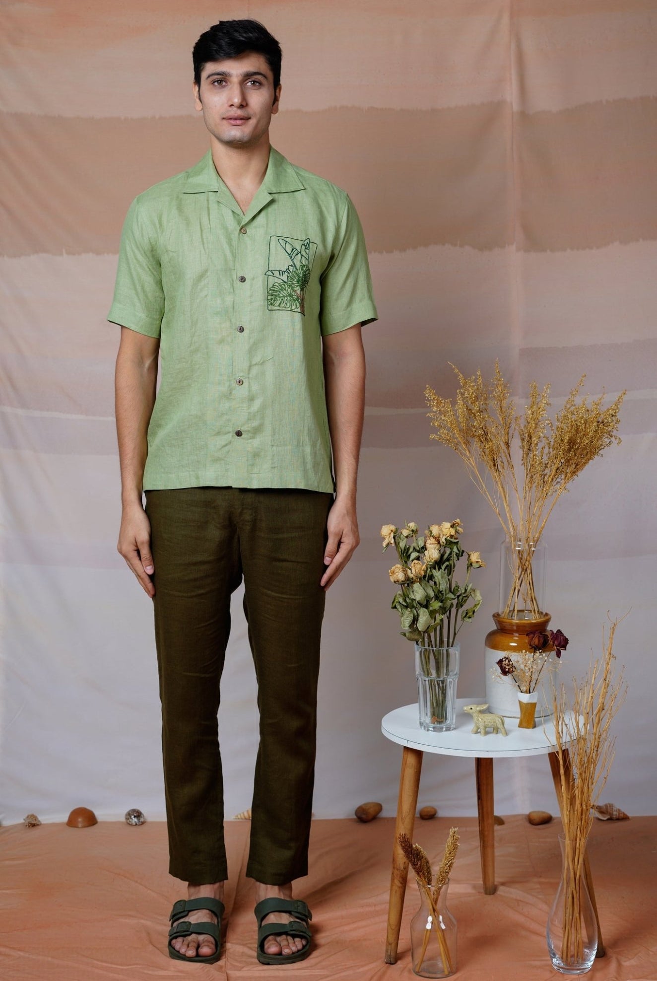 Tropical Leaf - Hand Embroidered Unisex Linen Shirt - CiceroniShirtsCultura Studio