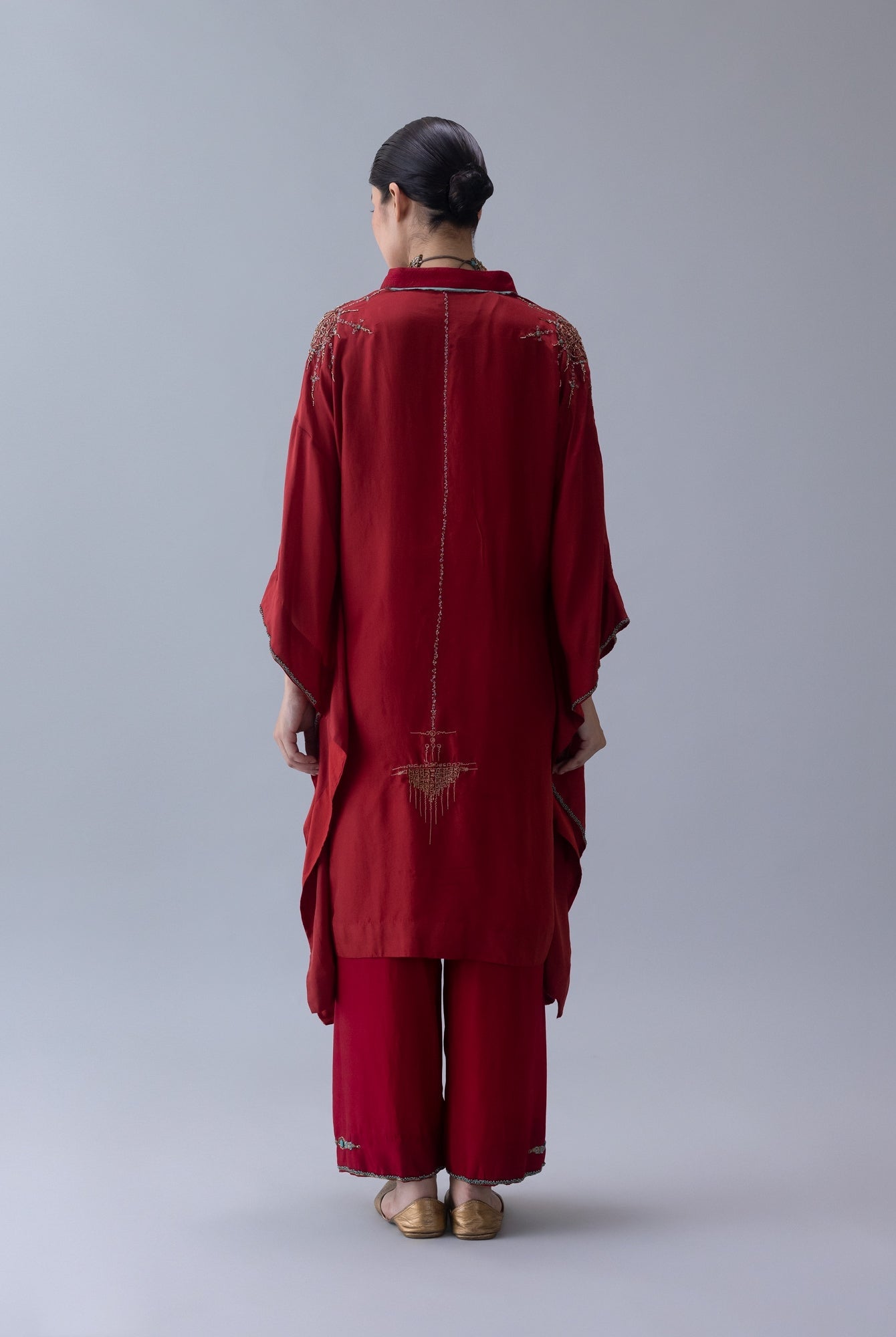 Tshog Deep Red Kaftan - CiceroniKaftanShades of India