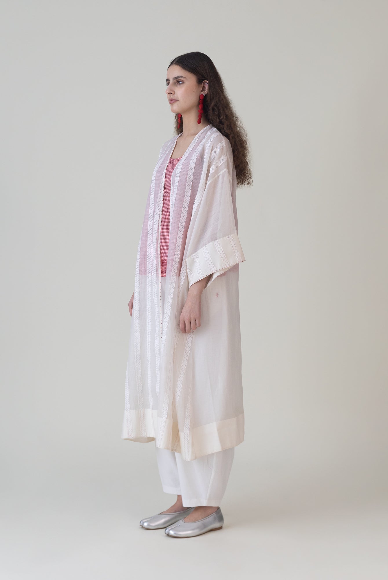 Tsukikabu White Overlay - CiceroniJacketsShades of India
