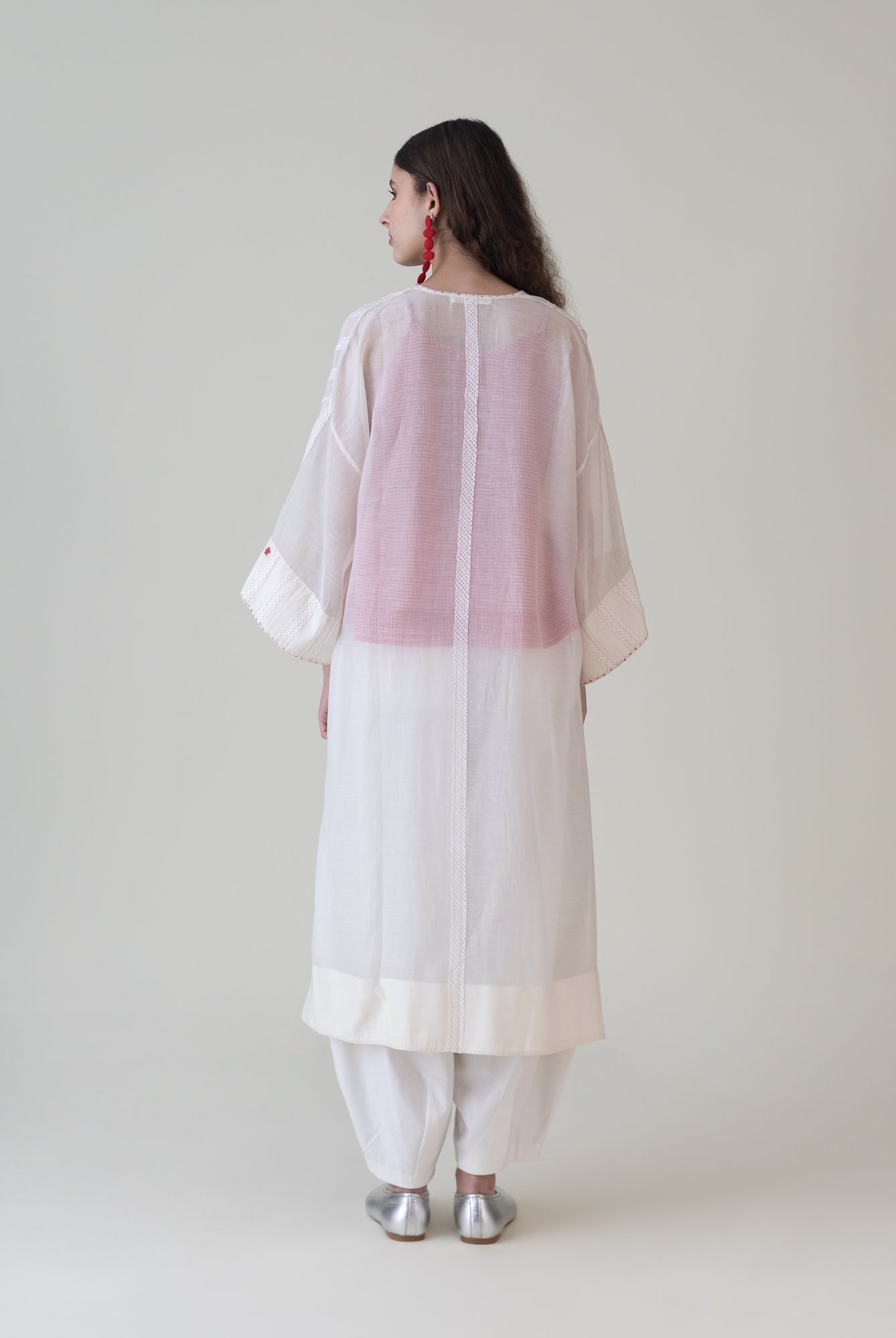 Tsukikabu White Overlay - CiceroniJacketsShades of India