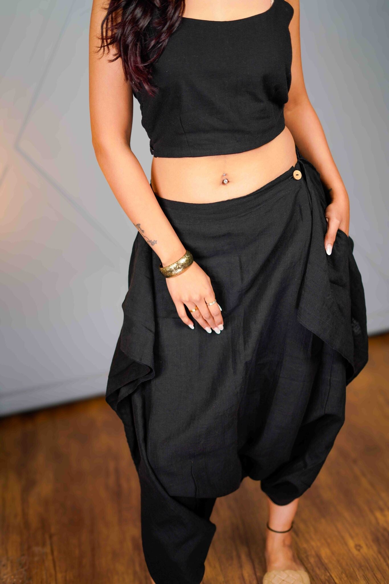 Tula – Black Asymmetric Draped Pant - CiceroniPantsPrathaa