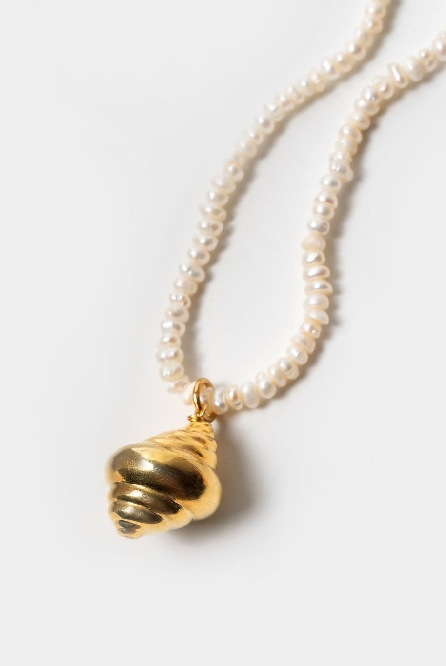 Tulip Shell Pearl Necklace - CiceroniNeckpieceEquiivalence