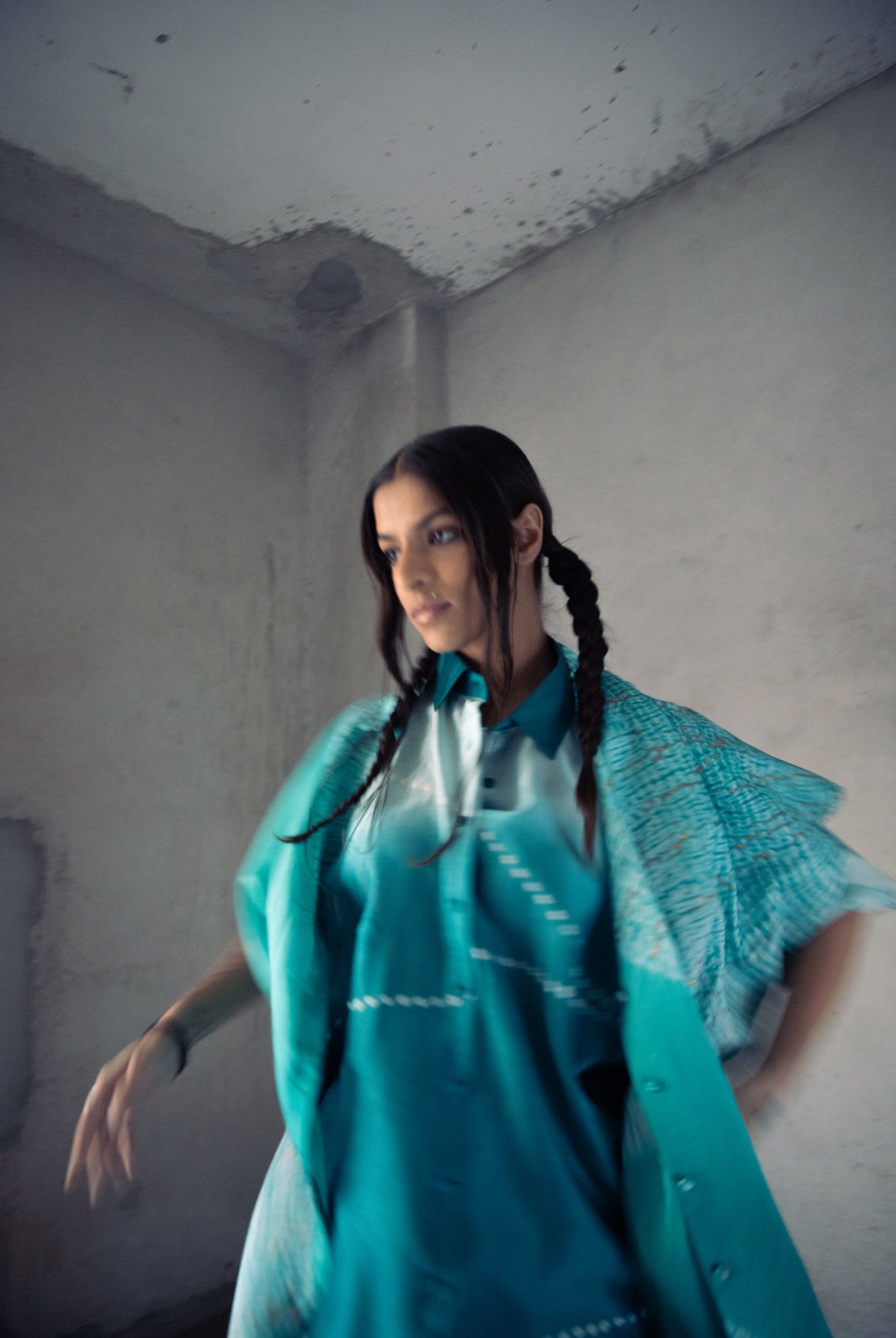 Turquoise Foil Firdaus Kaftan - CiceroniKaftanAnam Husain