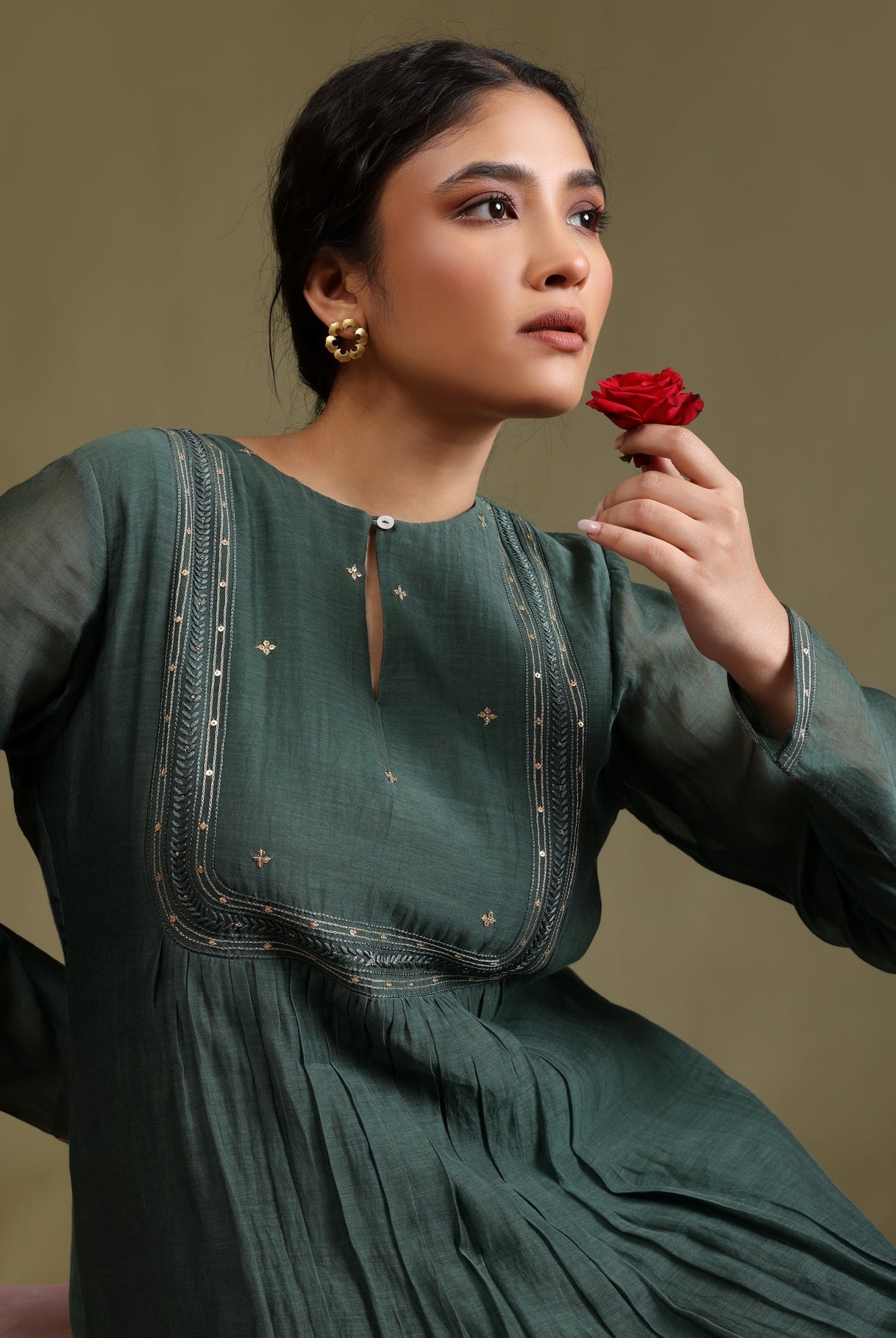 Tvara Outfit - CiceroniKurta Set, Festive WearChokhi Chorri