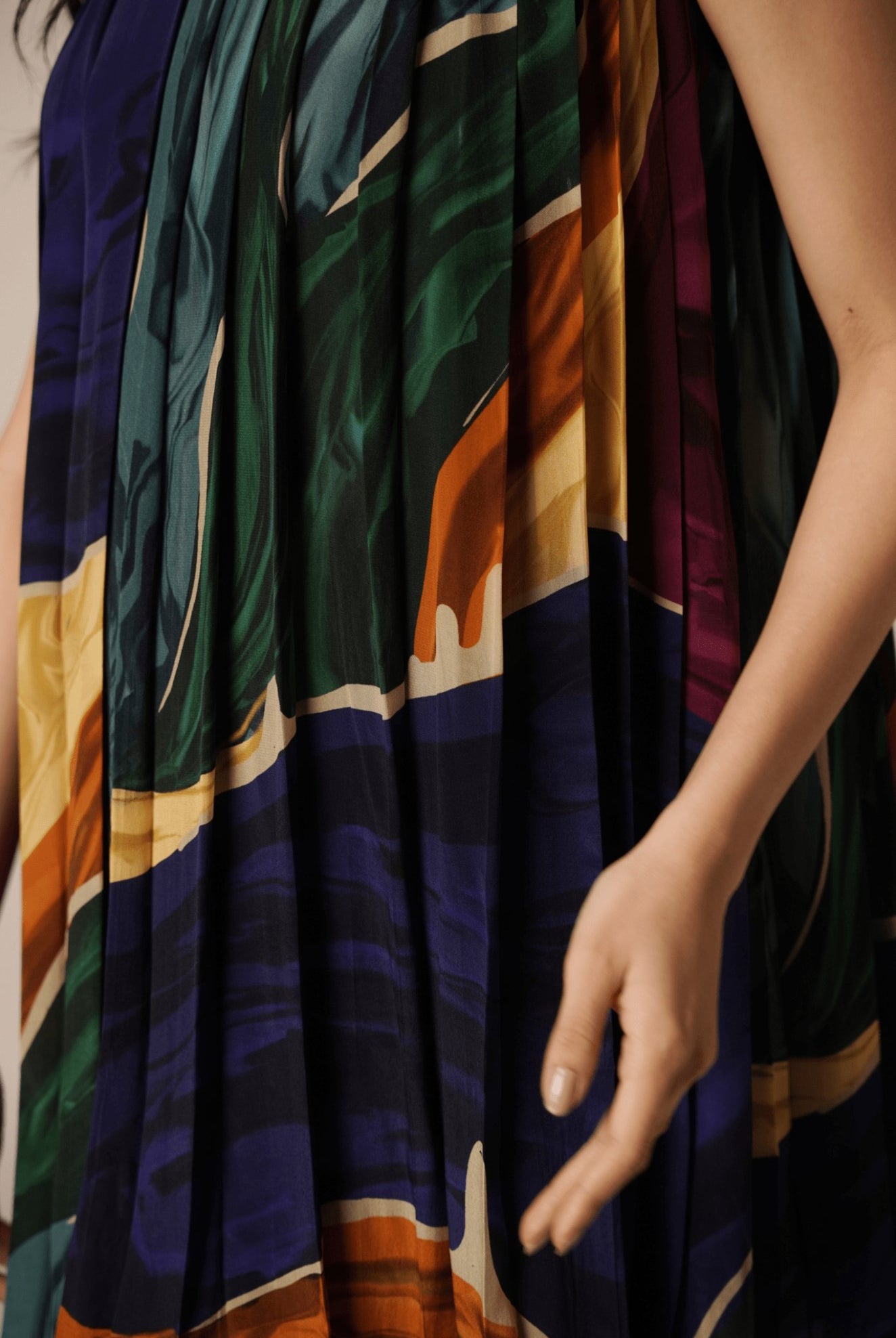 Umi Pleated Dress - CiceroniDressesAdvait