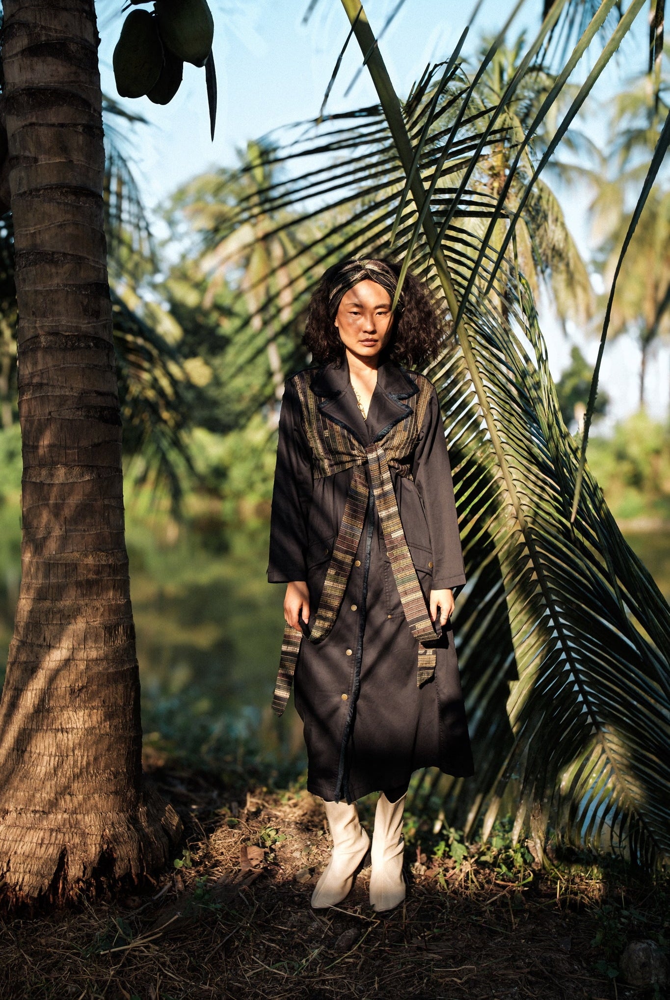 Upcycled Copenhagen Trench - Black Copper - CiceroniTrench CoatThe Terra Tribe