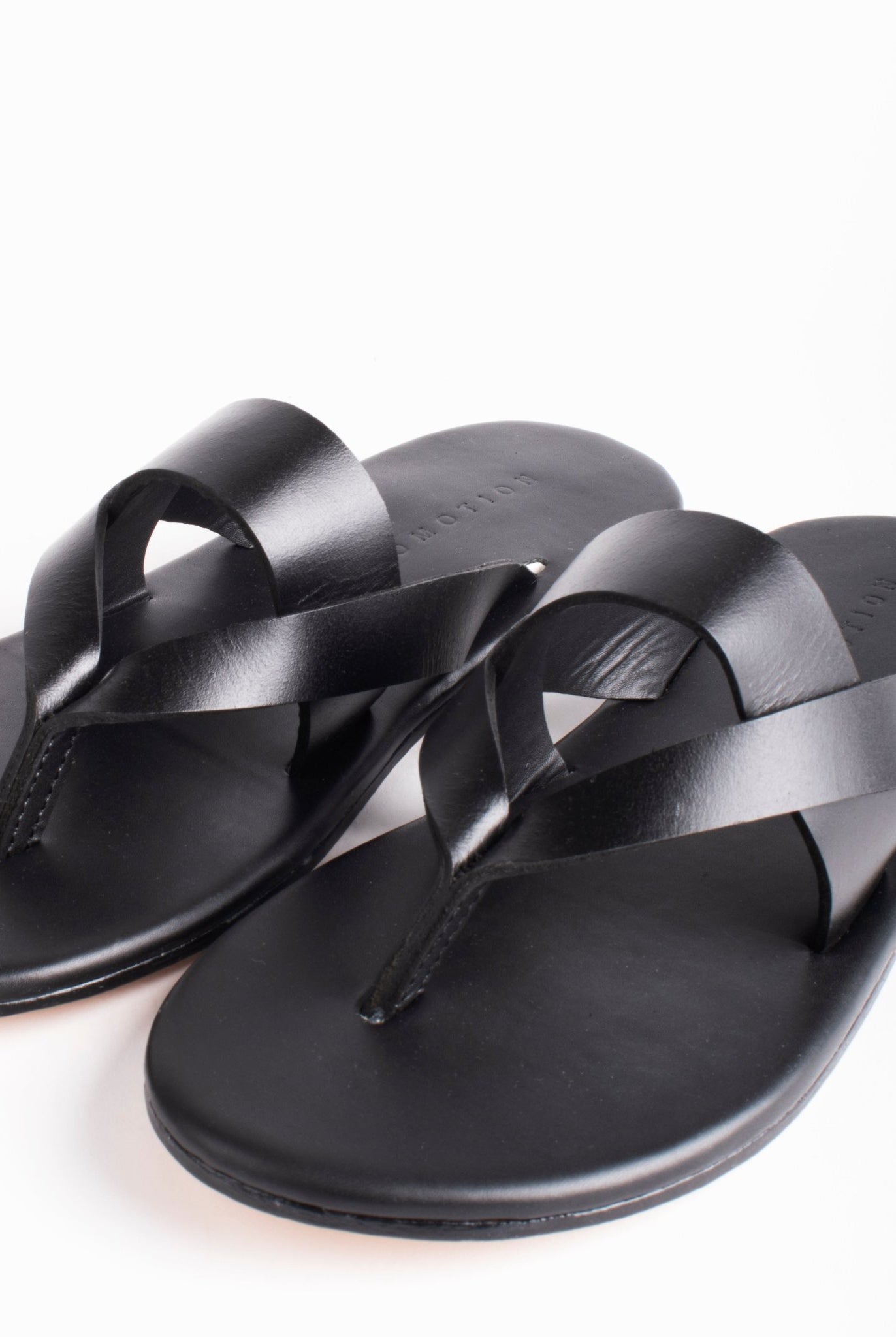 V - Strap Sandals - CiceroniSandalsSlomotion