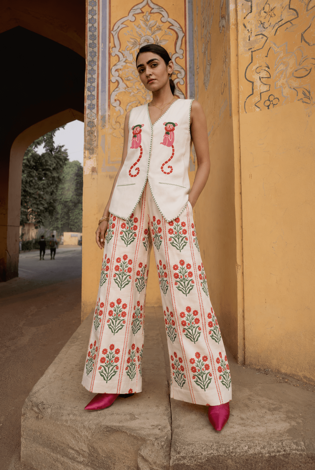 Vrinda Vest - Red Monkey Block Print - CiceroniVestThe Raw India