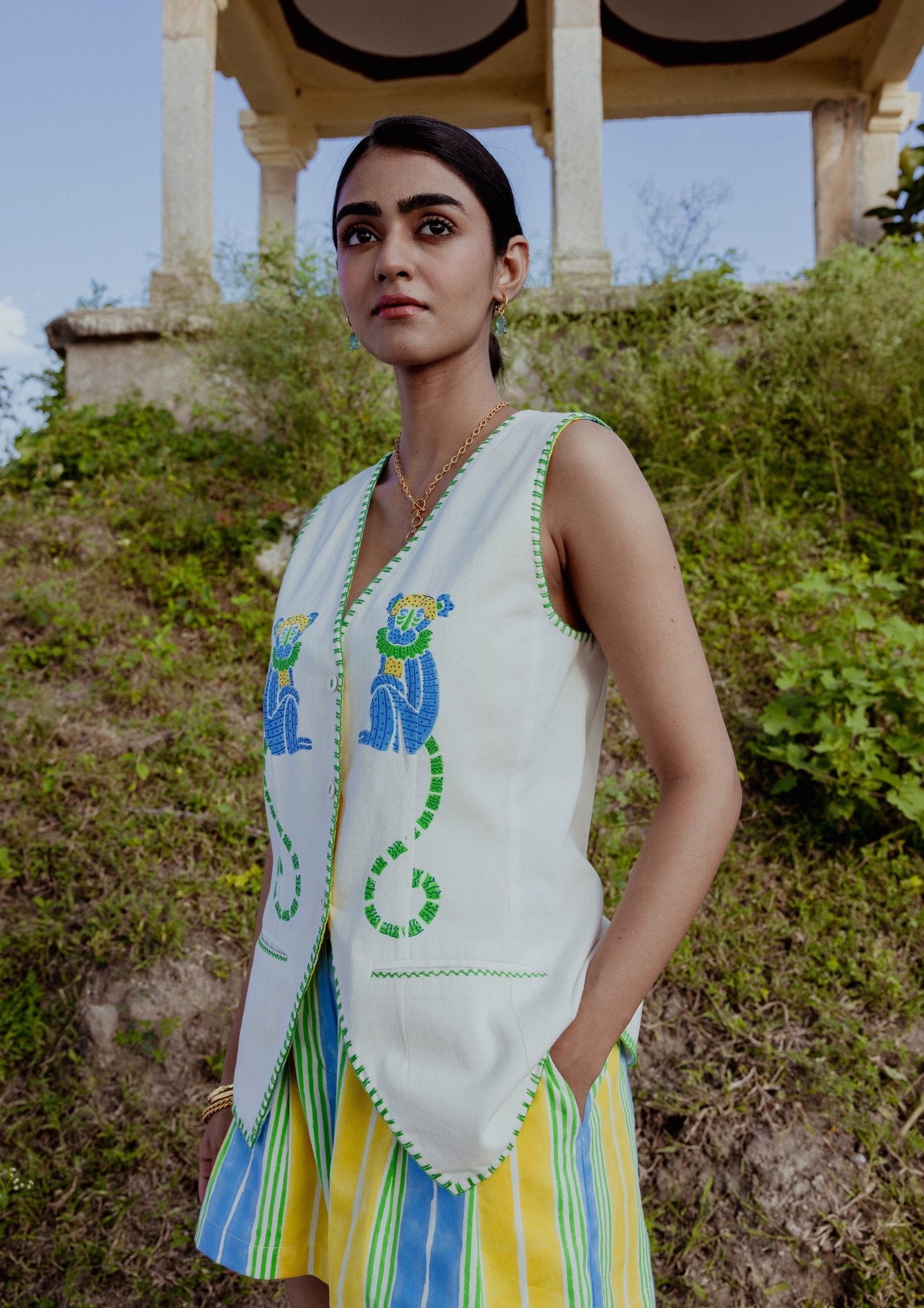 Vrinda Vest - CiceroniVestThe Raw India