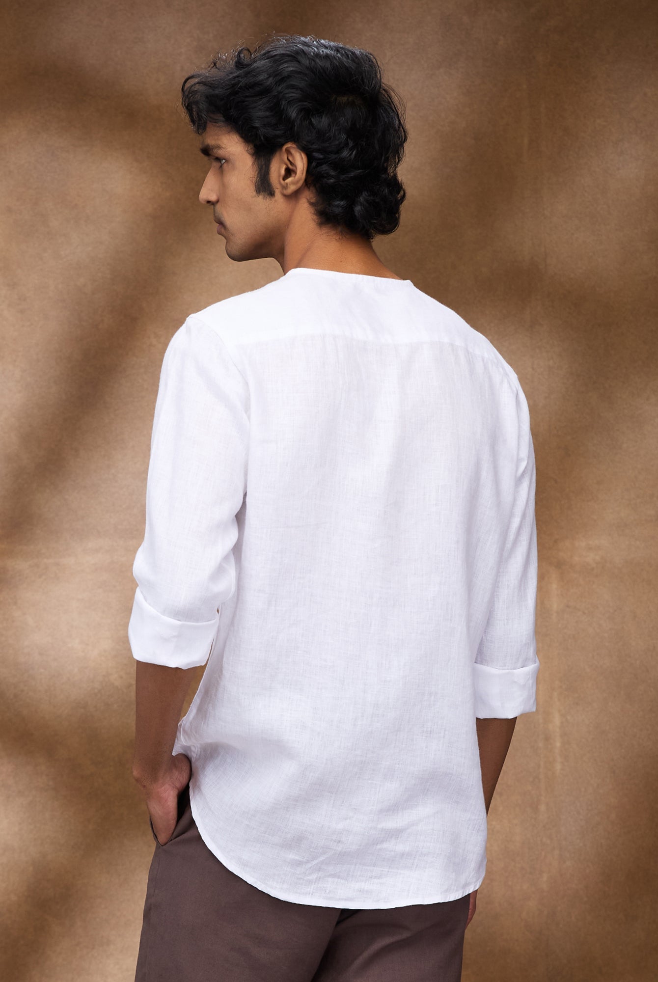 White 100% Linen Zippered Kurta - CiceroniMen Shirtsbhrāta