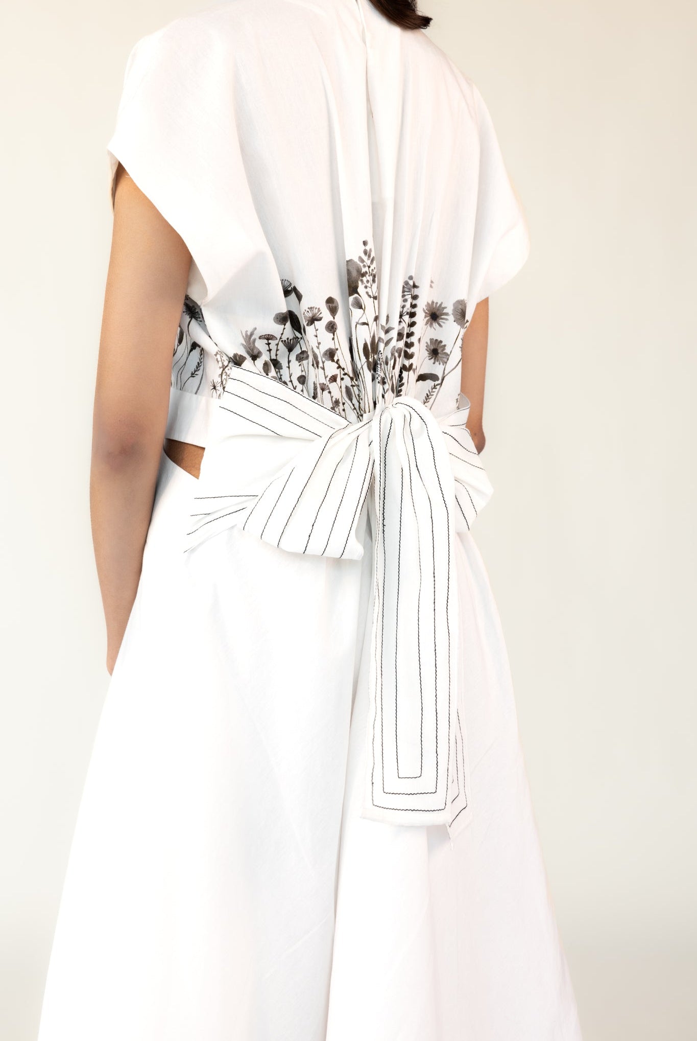 White Bloom Dress - CiceroniDressesOtouto