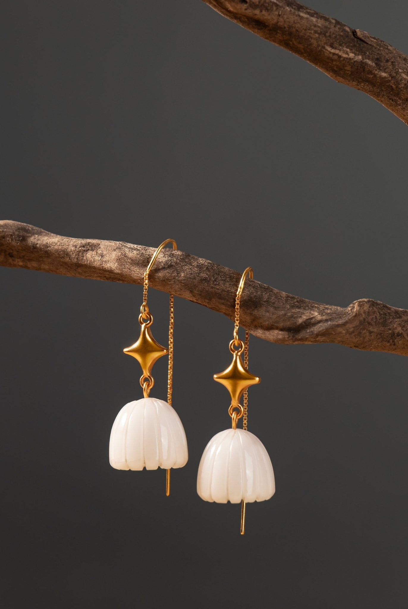 White Blossom Threader - CiceroniThreader earringRumri