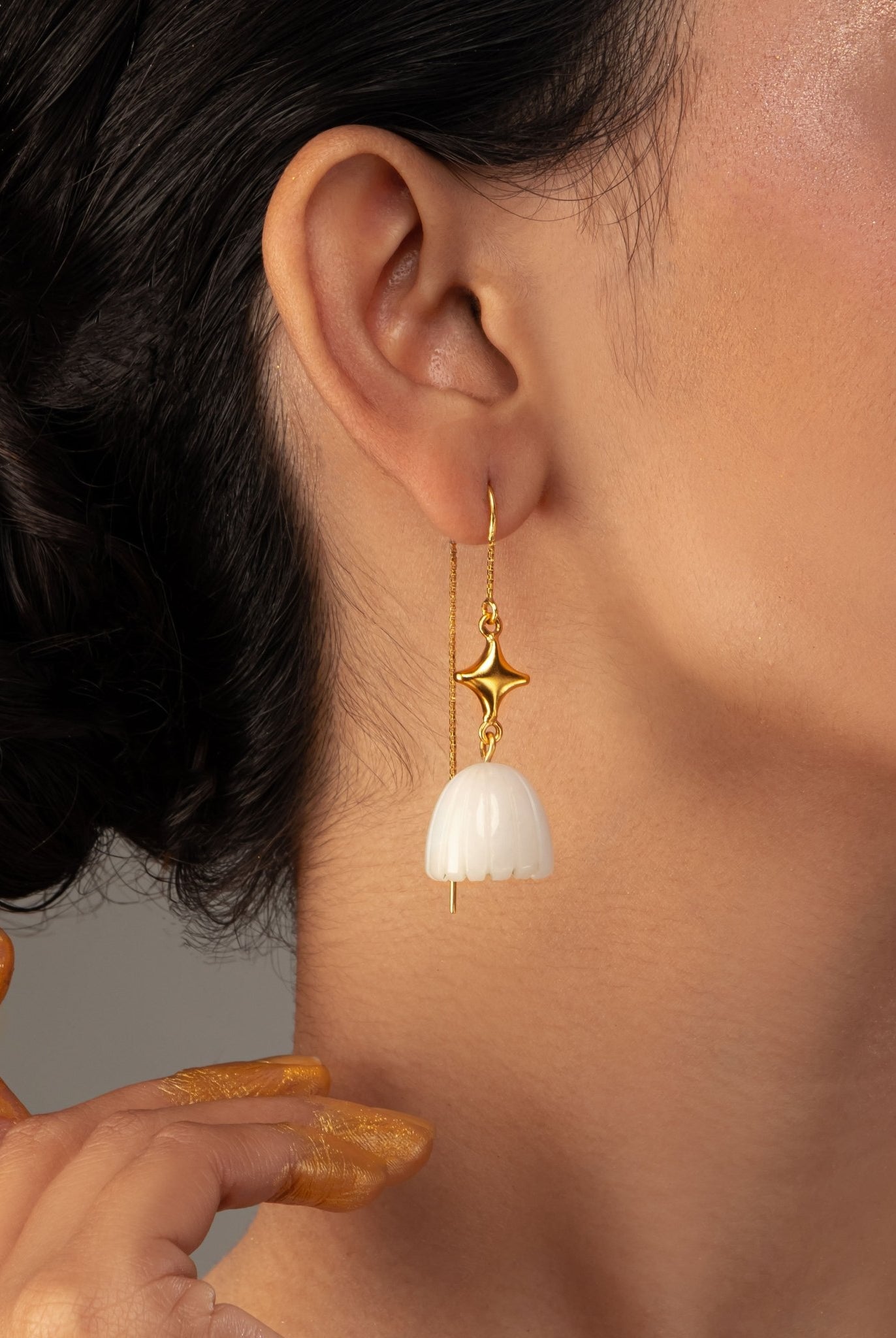 White Blossom Threader - CiceroniThreader earringRumri