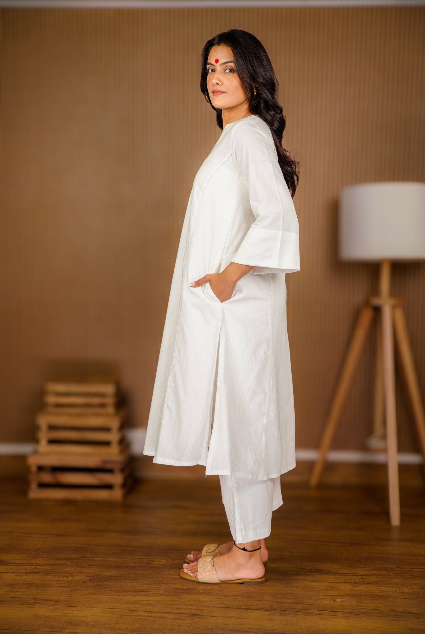 White Kurta and Pants Set - CiceroniKurta SetPrathaa
