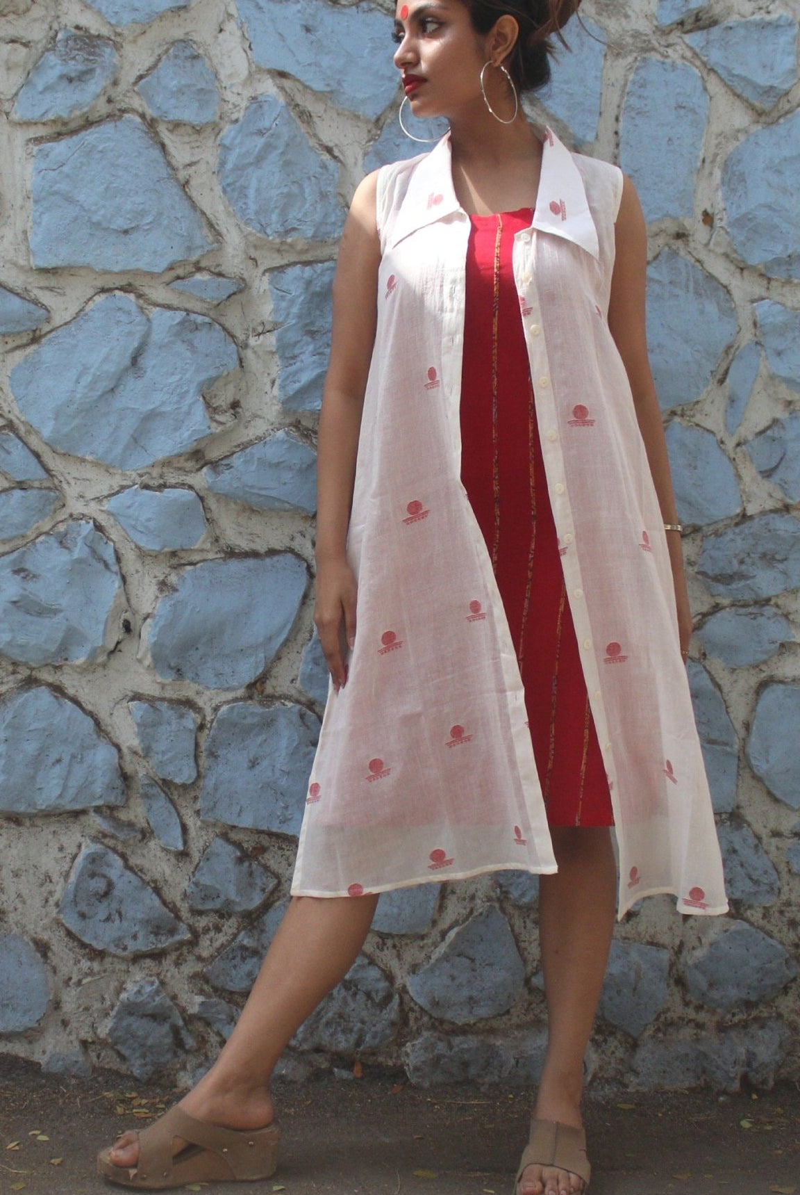 White Shirt Dress in Jamdani with Red Slip - CiceroniDressesPrathaa