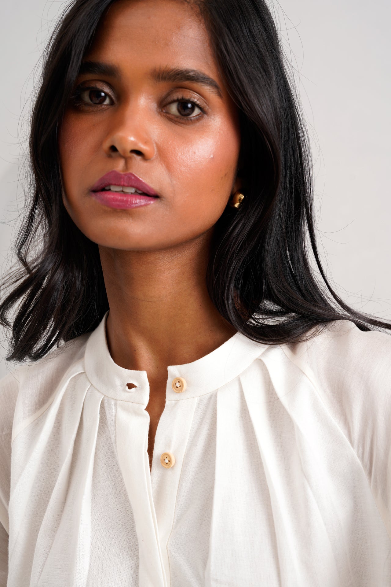 White Suvi Set - Embroidered Tunic + Pants - CiceroniKurta SetMadder Much