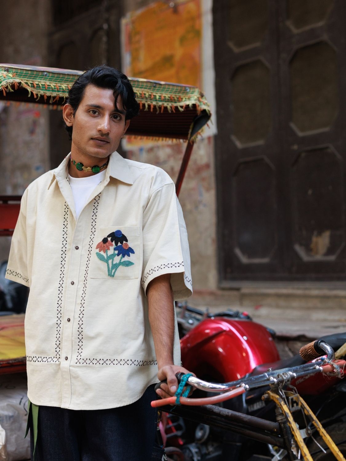 Winglore - Beige Appliqué Hand Embroiderd Pure Linen Wildflower Oversized Shirt - CiceroniUnisex ShirtsWinglore