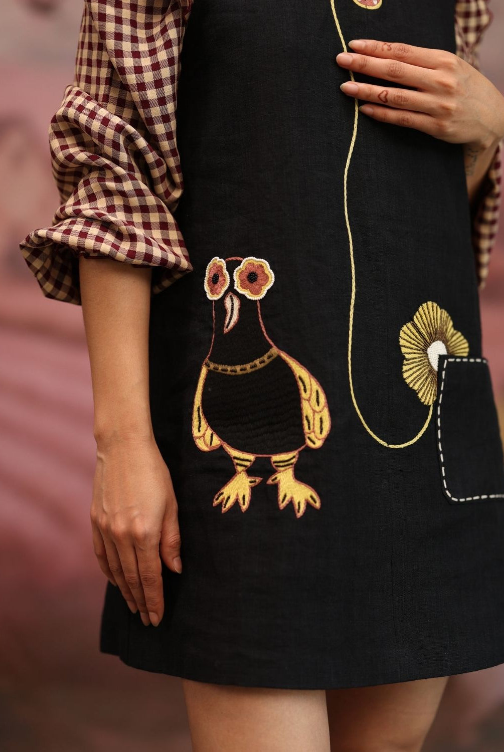 Winglore - Black Linen Hand Embroidered Curious BIrd Short Dress - CiceroniDressesWinglore