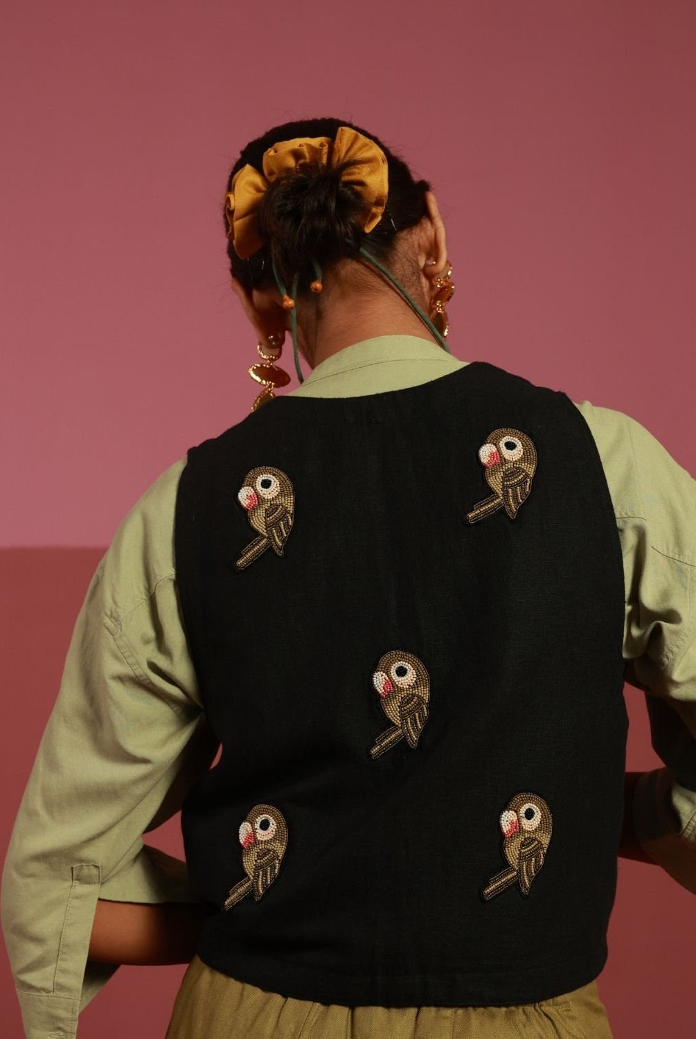 Winglore - Black Linen Hand Embroidered Parakeet Gilet - CiceroniJacketsWinglore