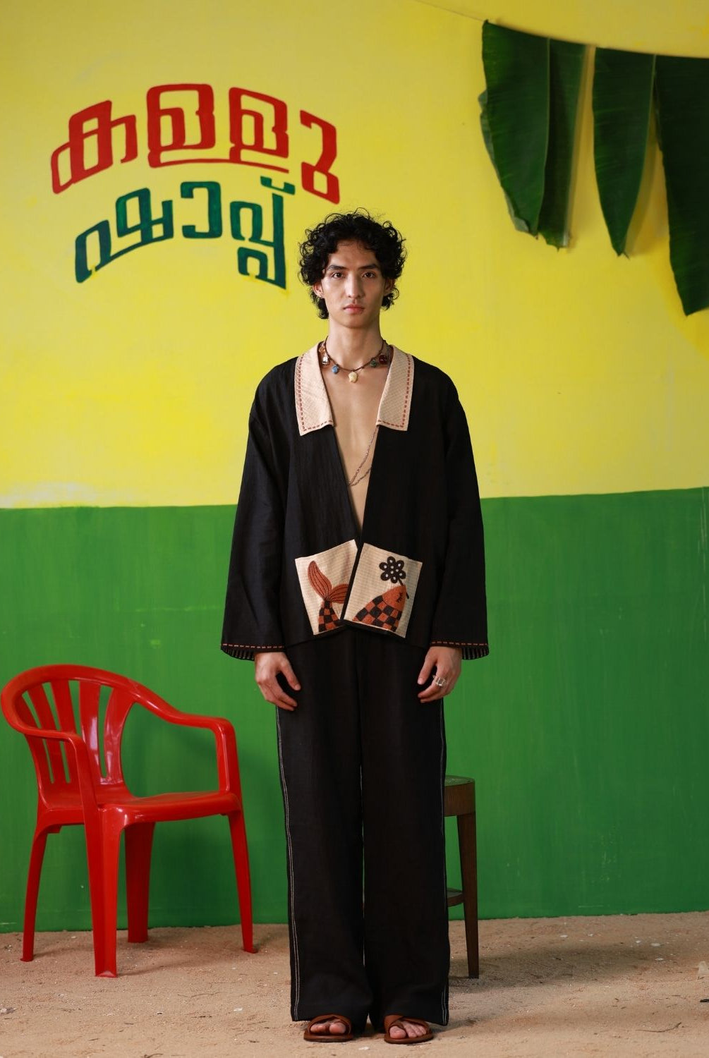 Winglore - Black Linen Unisex Kimono Jacket with Fish Hand Embroidery - CiceroniJacketWinglore