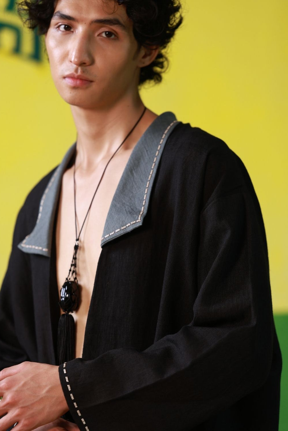 Winglore - Black Linen Unisex Kimono Jacket with Penguin Hand Embroidery - CiceroniJacketWinglore
