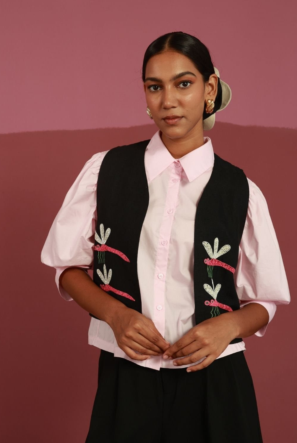Winglore - Black Linen Wingin' It Dragonflies Hand Embroidered Gilet - CiceroniJacketsWinglore
