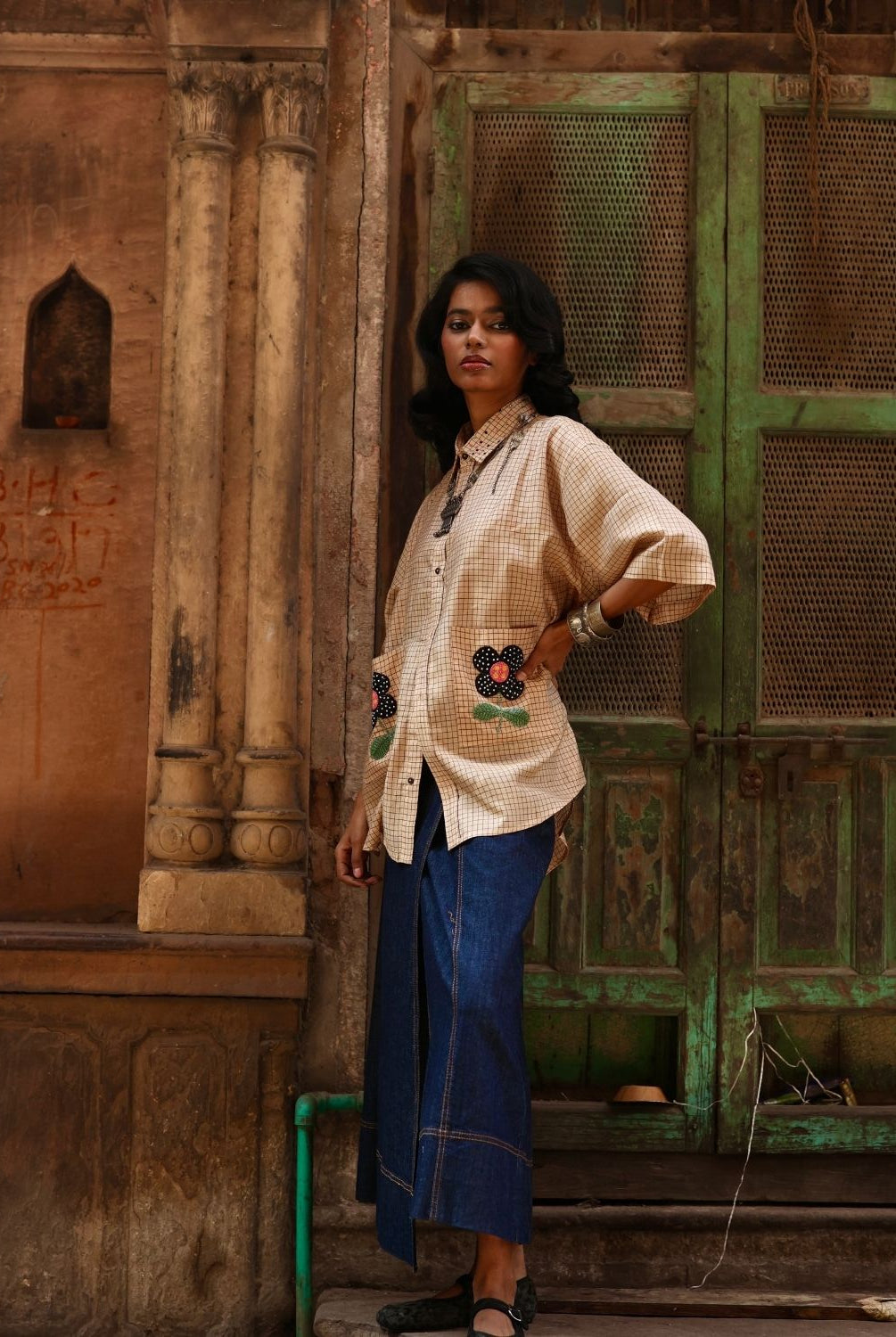 Winglore - Hand Embroiderd Kosa Silk Prim & Primrose Flower Oversized Shirt - CiceroniUnisex ShirtsWinglore