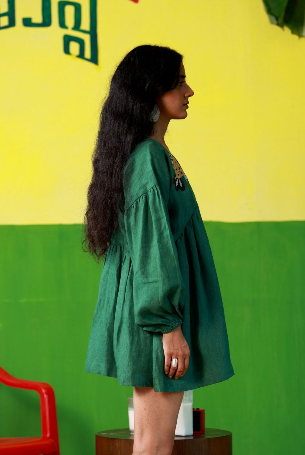 Winglore - Hand Embroidered Green Linen Fish V-Neck Dress - CiceroniDressWinglore