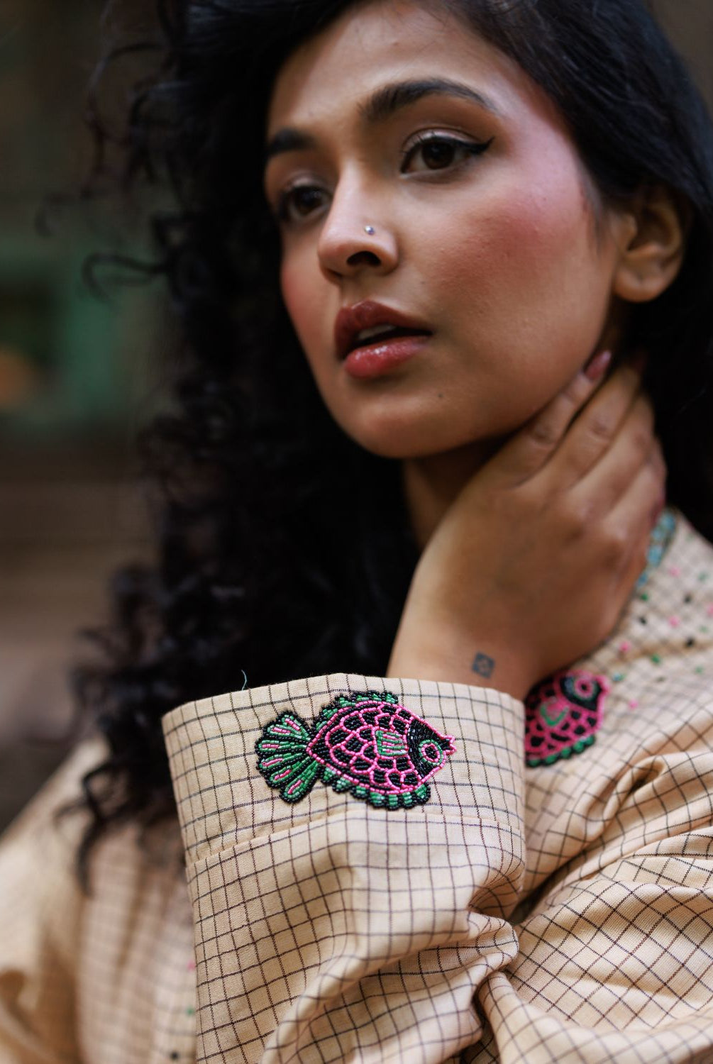 Winglore - Hand Embroidered Kosa Silk Fish Cape in Natural Honey Tone - CiceroniJacketsWinglore