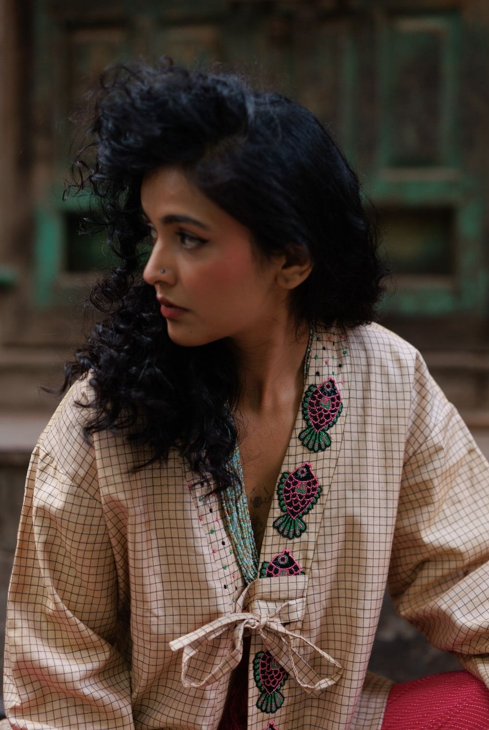 Winglore - Hand Embroidered Kosa Silk Fish Cape in Natural Honey Tone - CiceroniJacketsWinglore