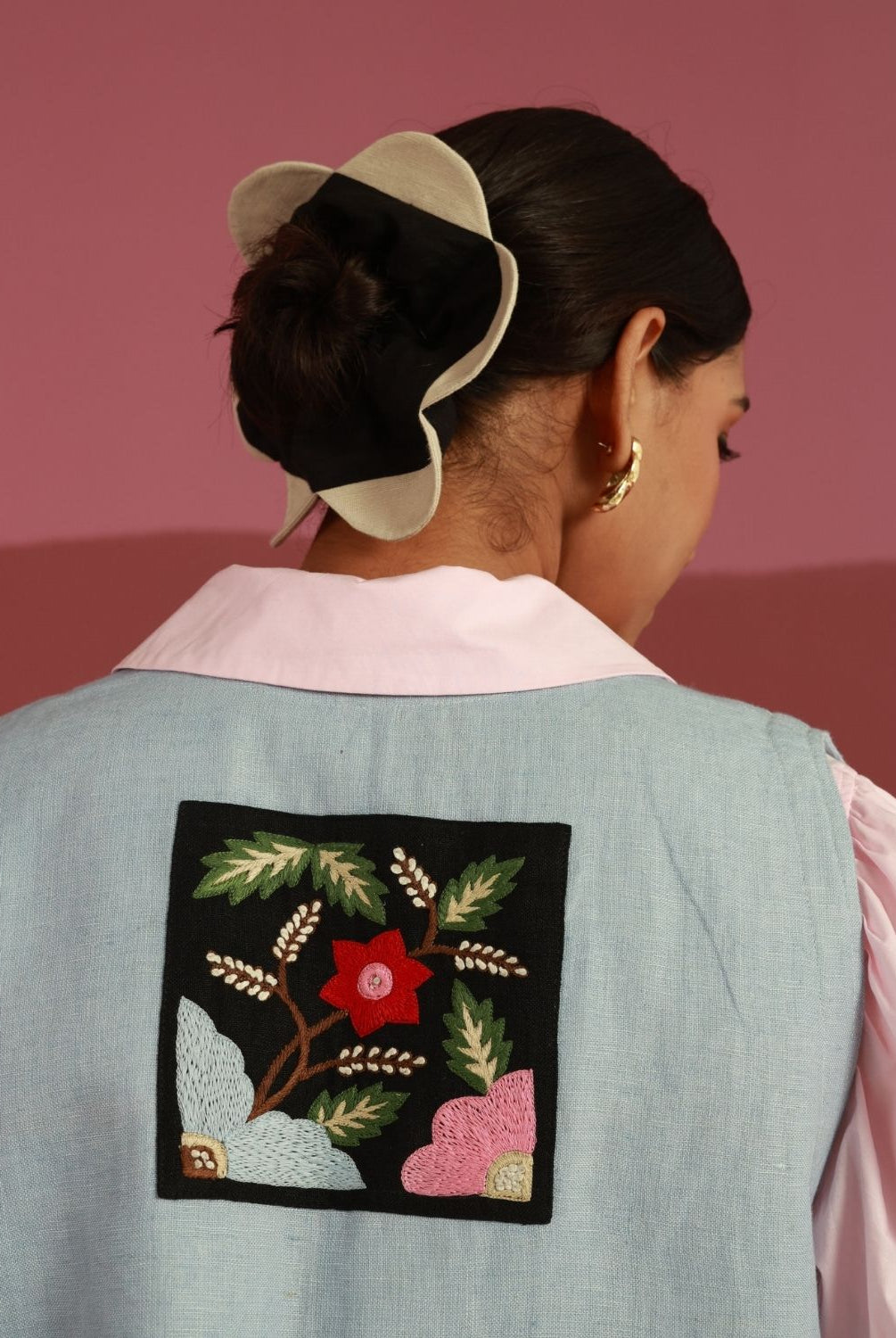 Winglore - Icy Blue Hand Embroidered Gilet - CiceroniJacketsWinglore
