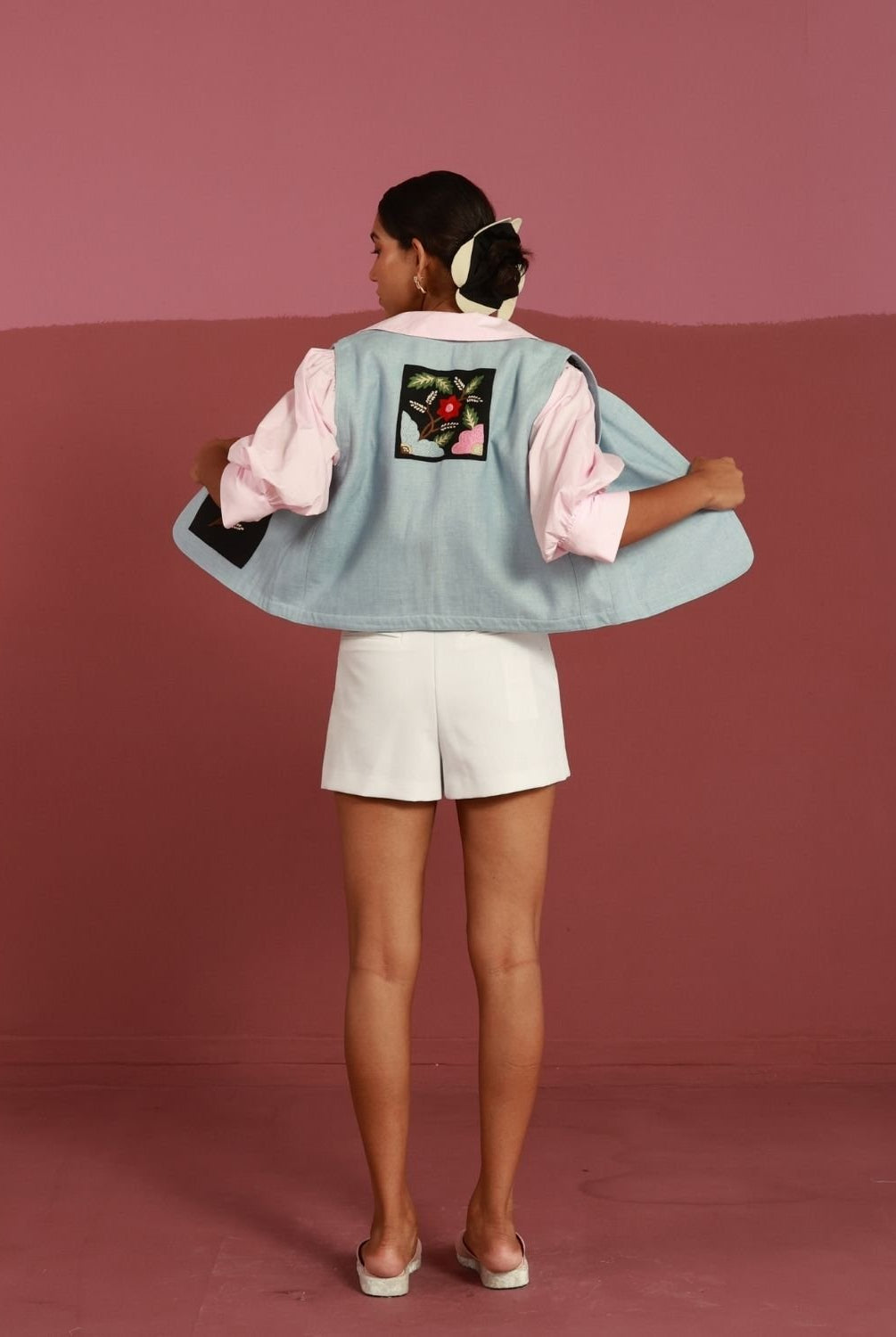 Winglore - Icy Blue Hand Embroidered Gilet - CiceroniJacketsWinglore