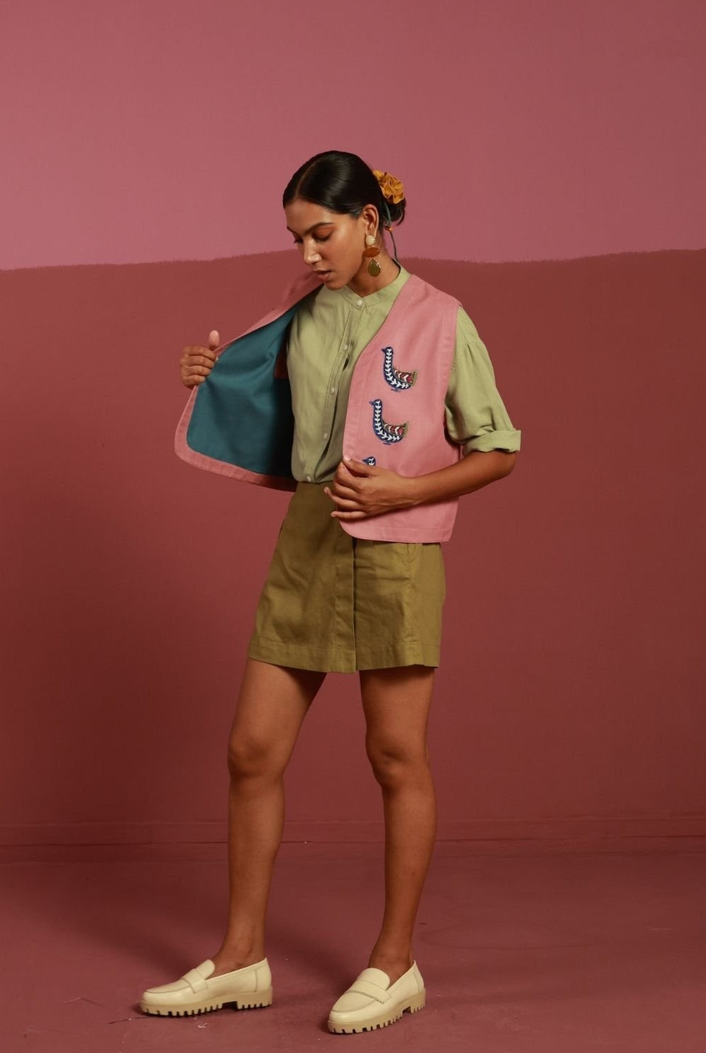 Winglore - Pink Doves Hand Embroidered Gilet - CiceroniJacketsWinglore