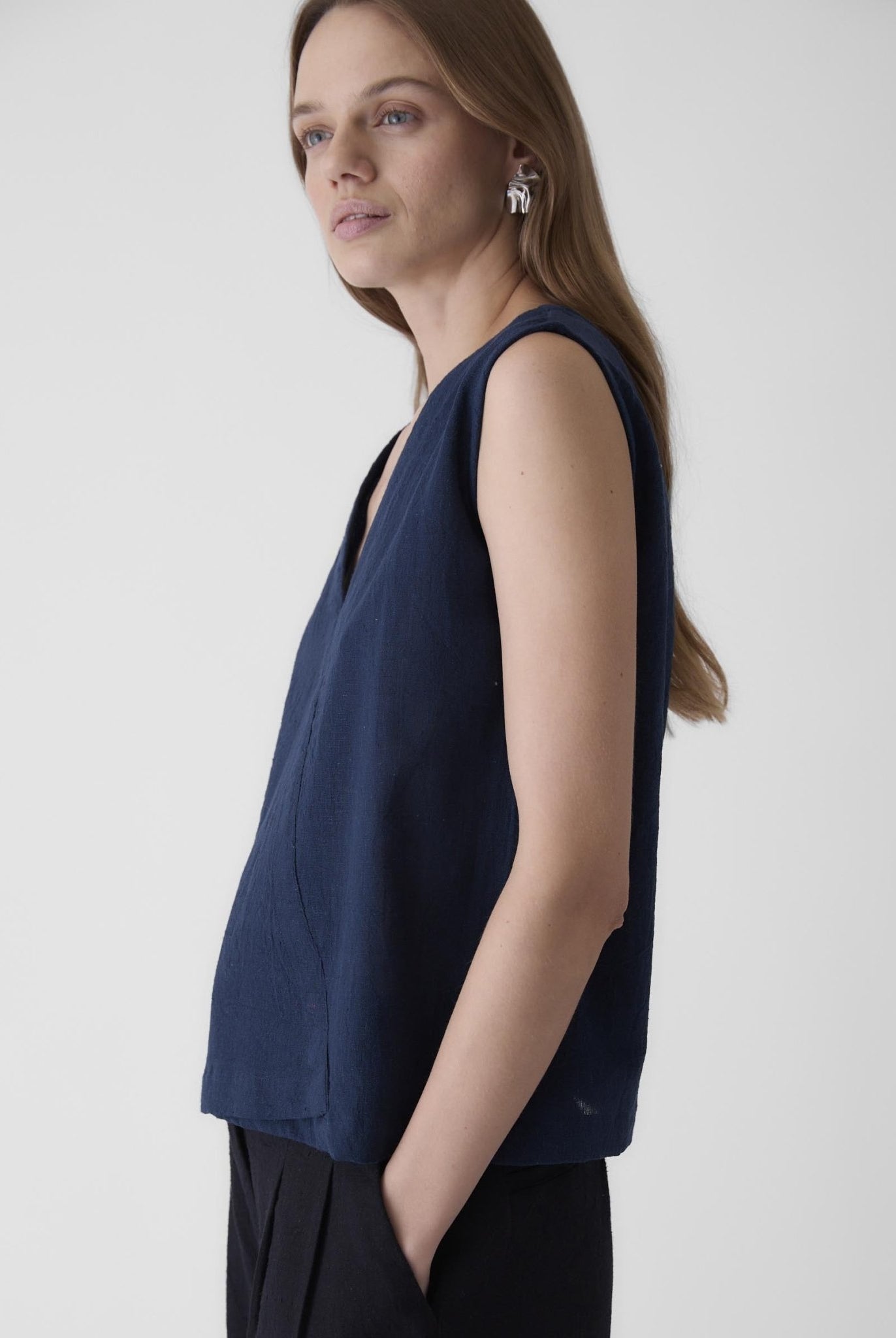 Women's V - Neck Crop Top - Navy Blue - CiceroniTopsMareen