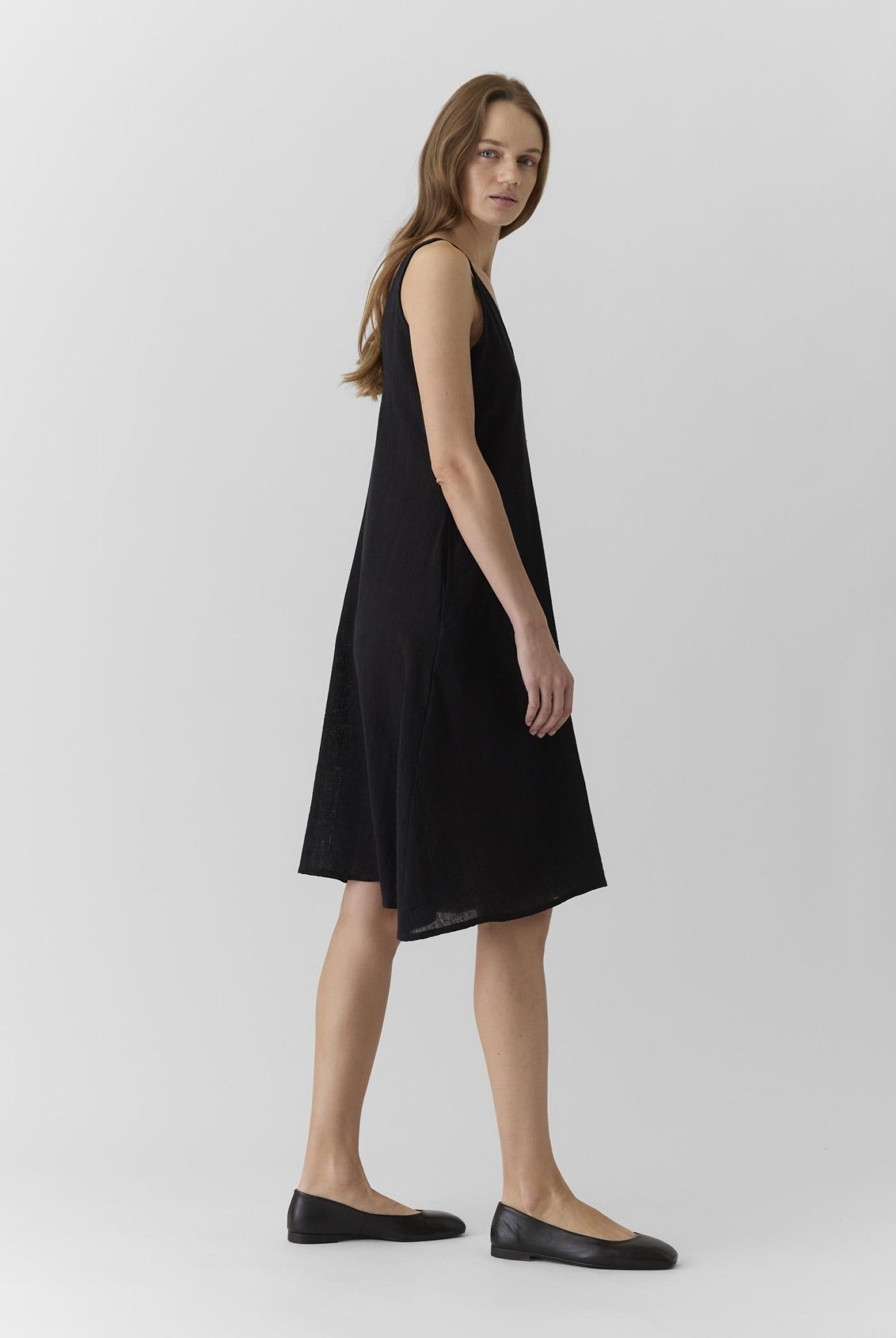 Women's V Neck Midi Dress - Black - CiceroniDressesMareen