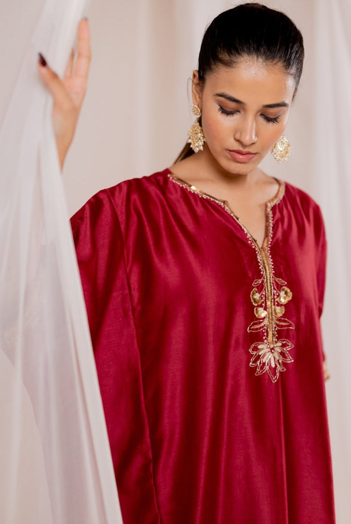 Zemira Kaftan - CiceroniKaftanSilai Studio