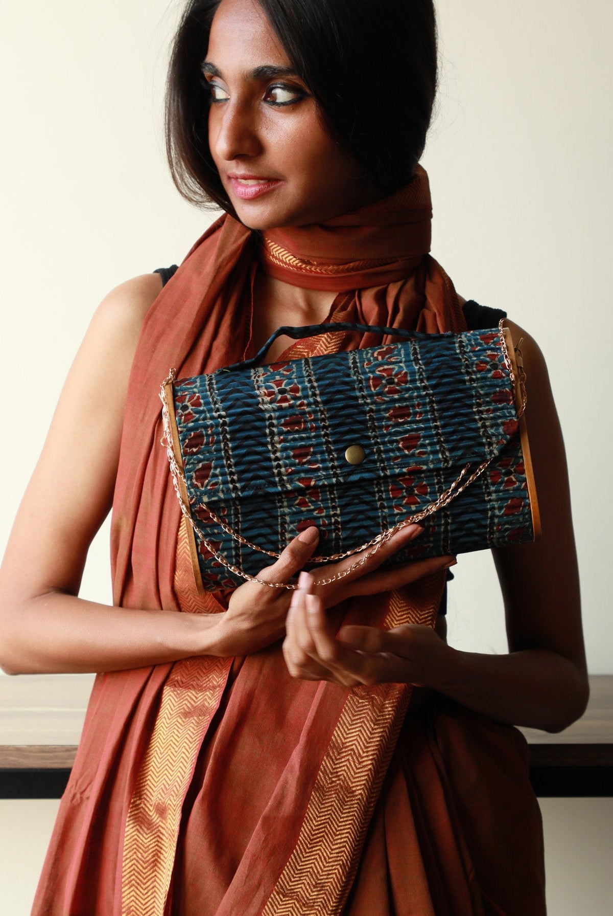 Zijde Upcycled Capsule Clutch - CiceroniClutchLukka Chuppi