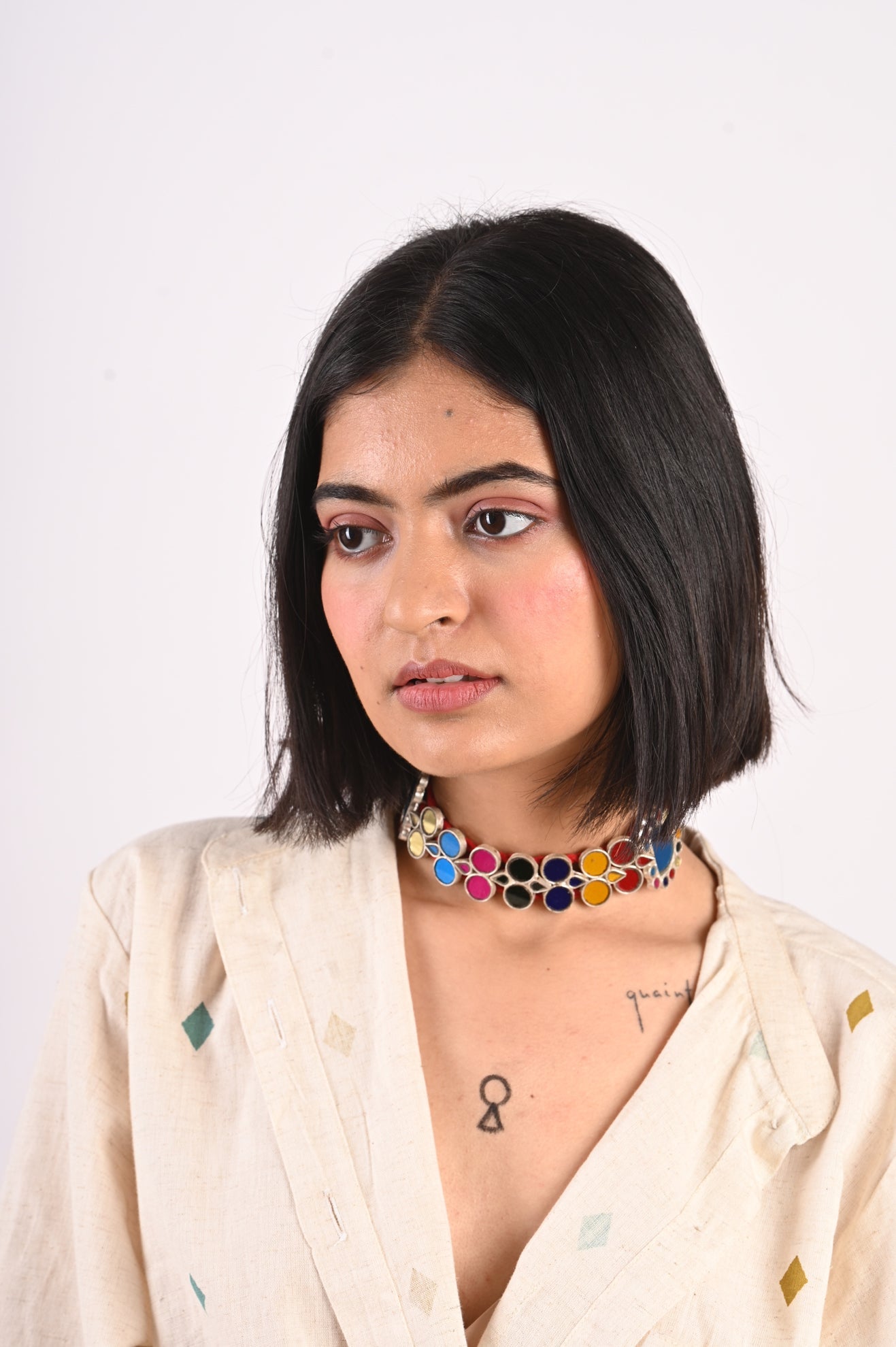 Aisha Choker - CiceroniAimra'a