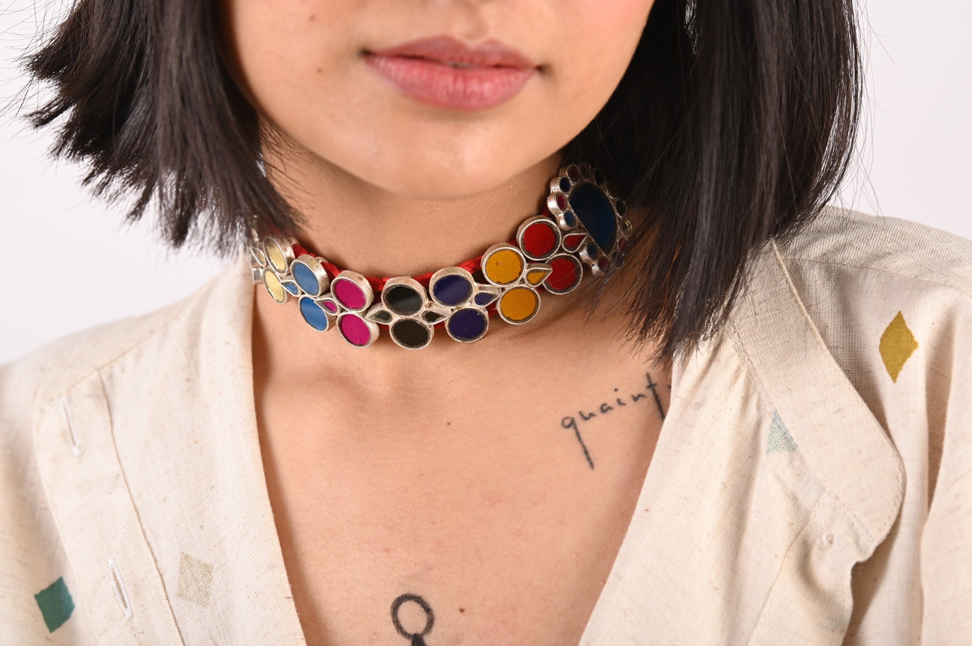 Aisha Choker - CiceroniAimra'a