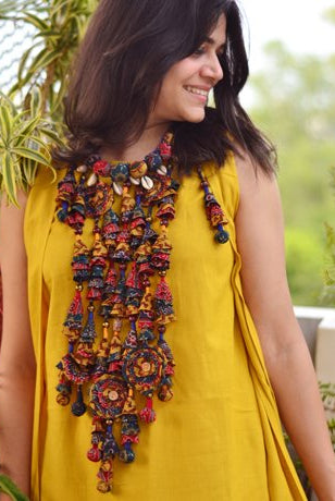 Ajrakh Chandelier Neckpiece - Seven Strings - CiceroniNeckpieceD I T I