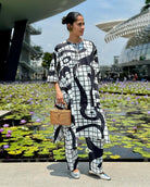 Alba Kaftaan In Yin Yang Print - CiceroniKaftan, DressHappi Space