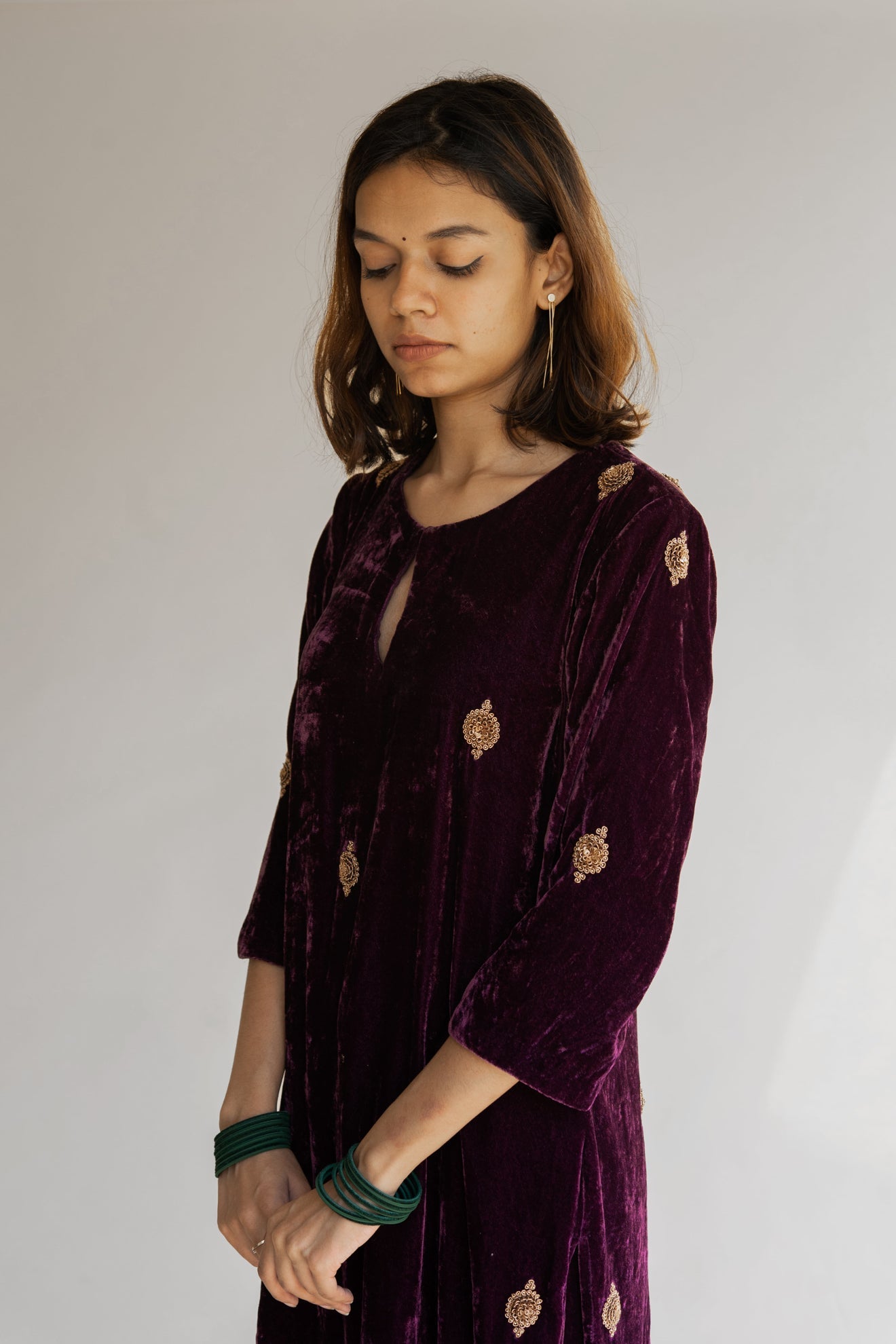 Aubergine Arzin Velvet Set (Set of 2) - CiceroniNirjara
