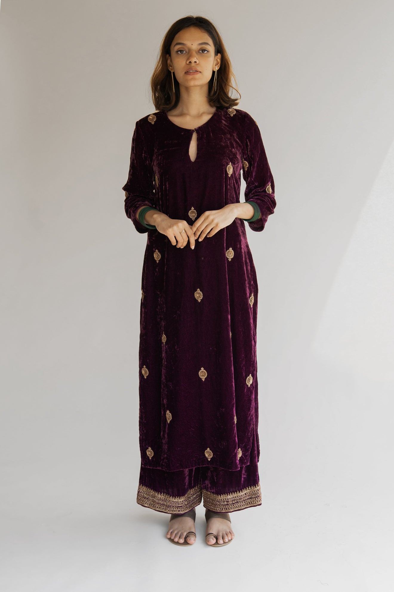 Aubergine Arzin Velvet Set (Set of 2) - CiceroniNirjara