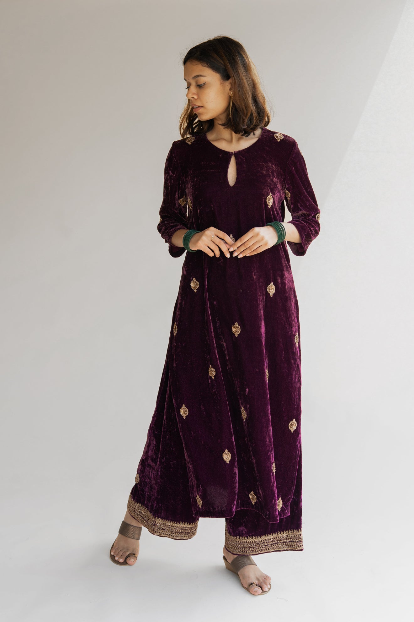 Aubergine Arzin Velvet Set (Set of 2) - CiceroniNirjara