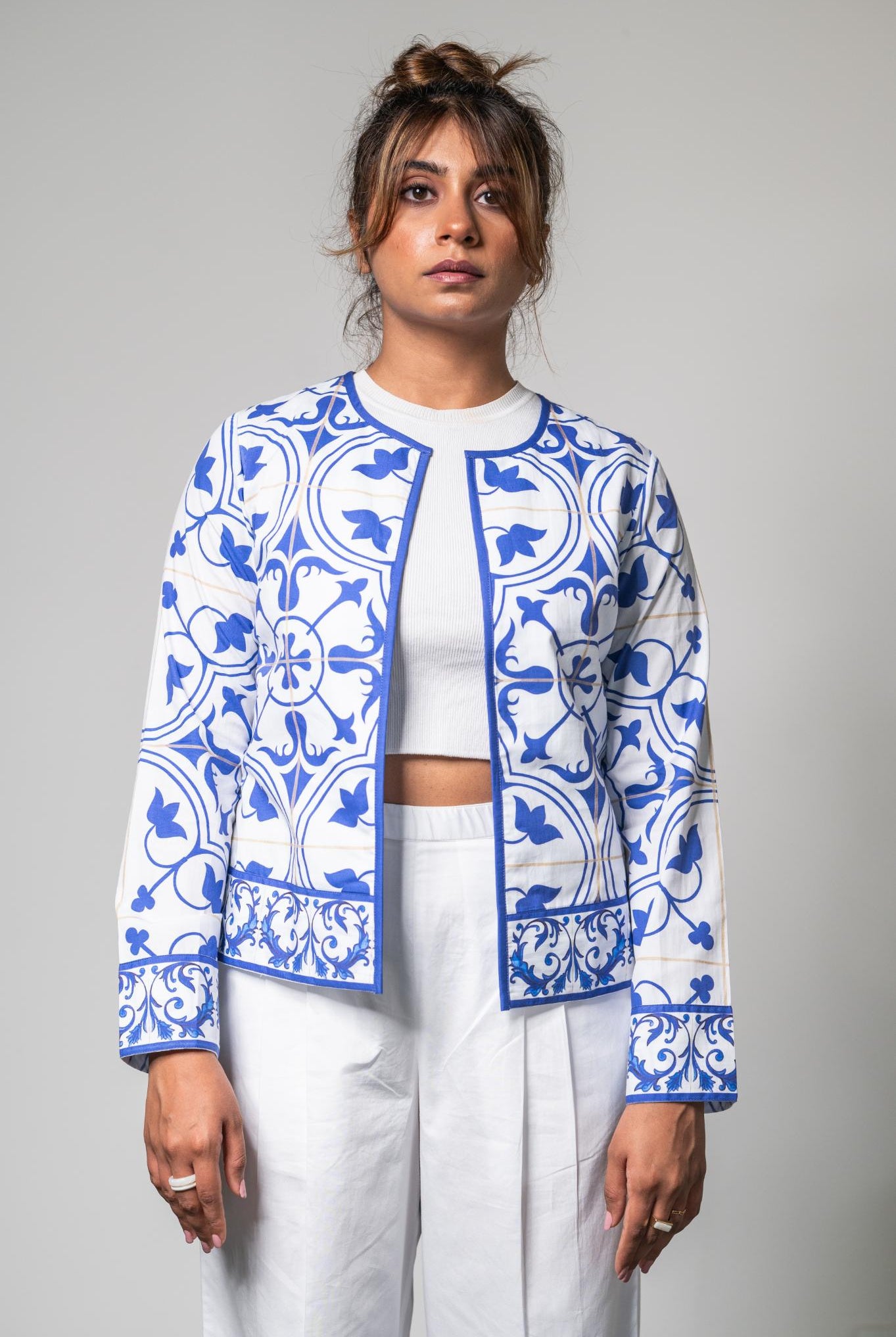 Azulejos Shacket - CiceroniShackets, JacketsPrachi Kamat